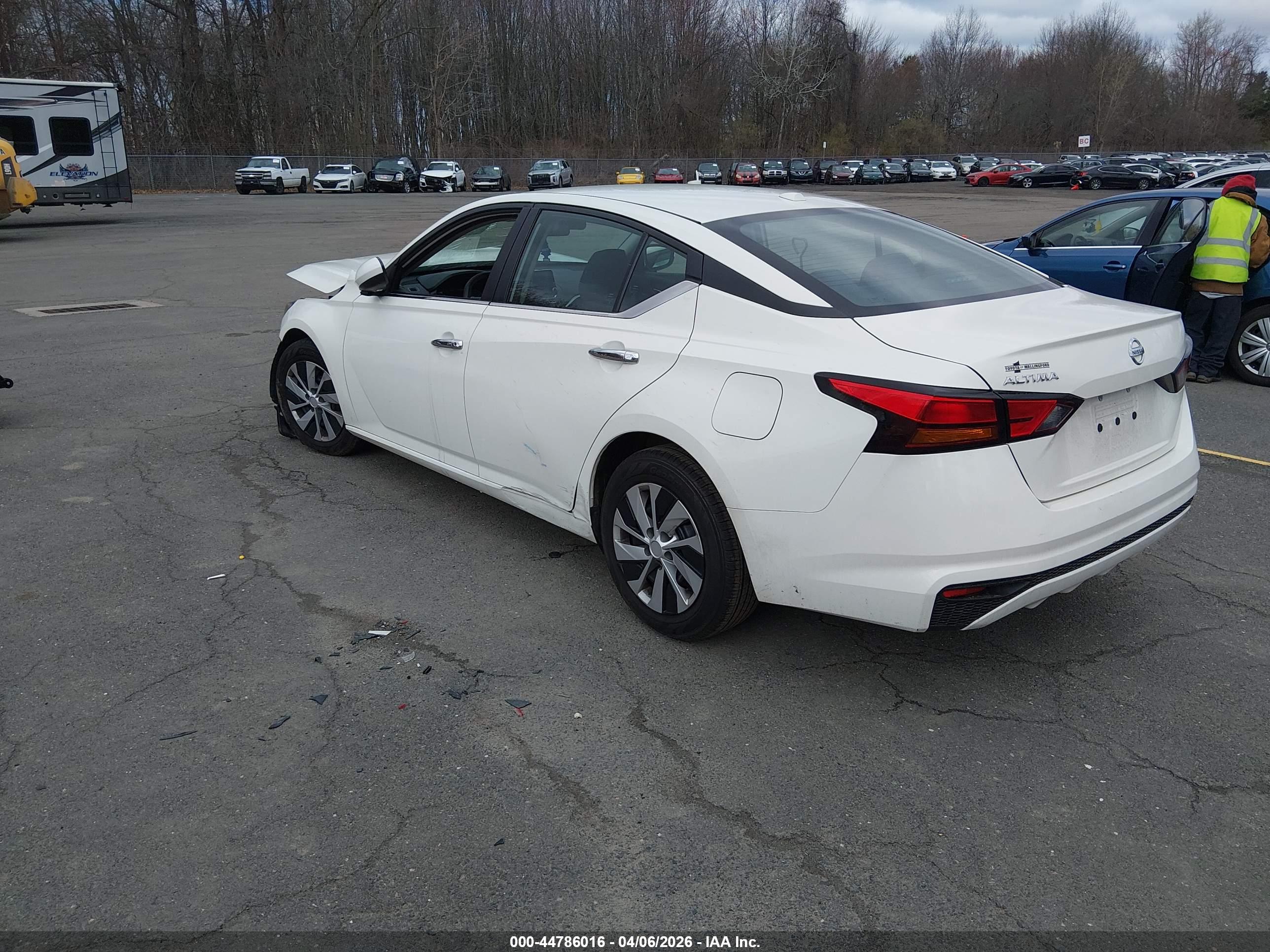 NISSAN ALTIMA image 3