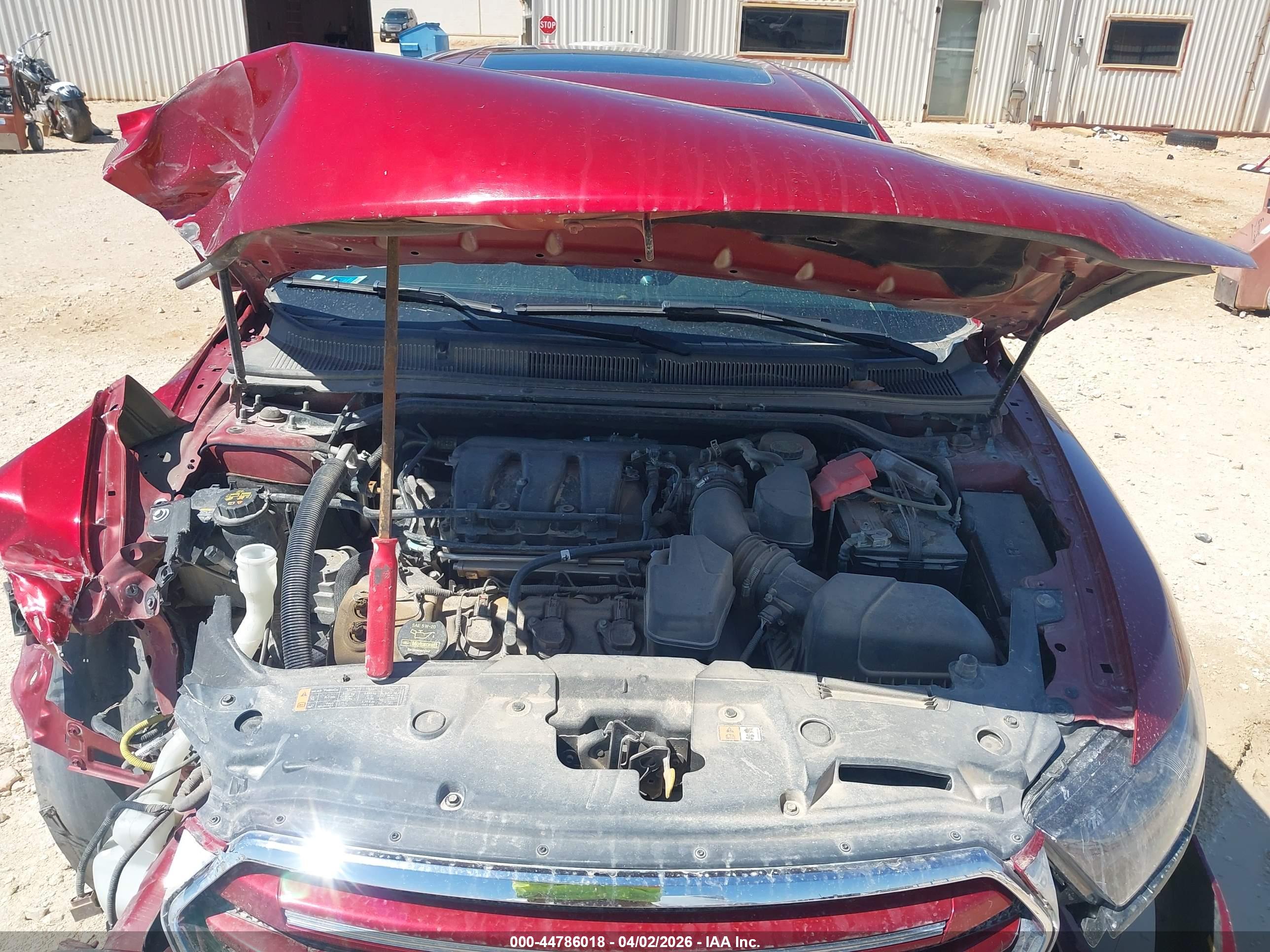 FORD TAURUS image 10