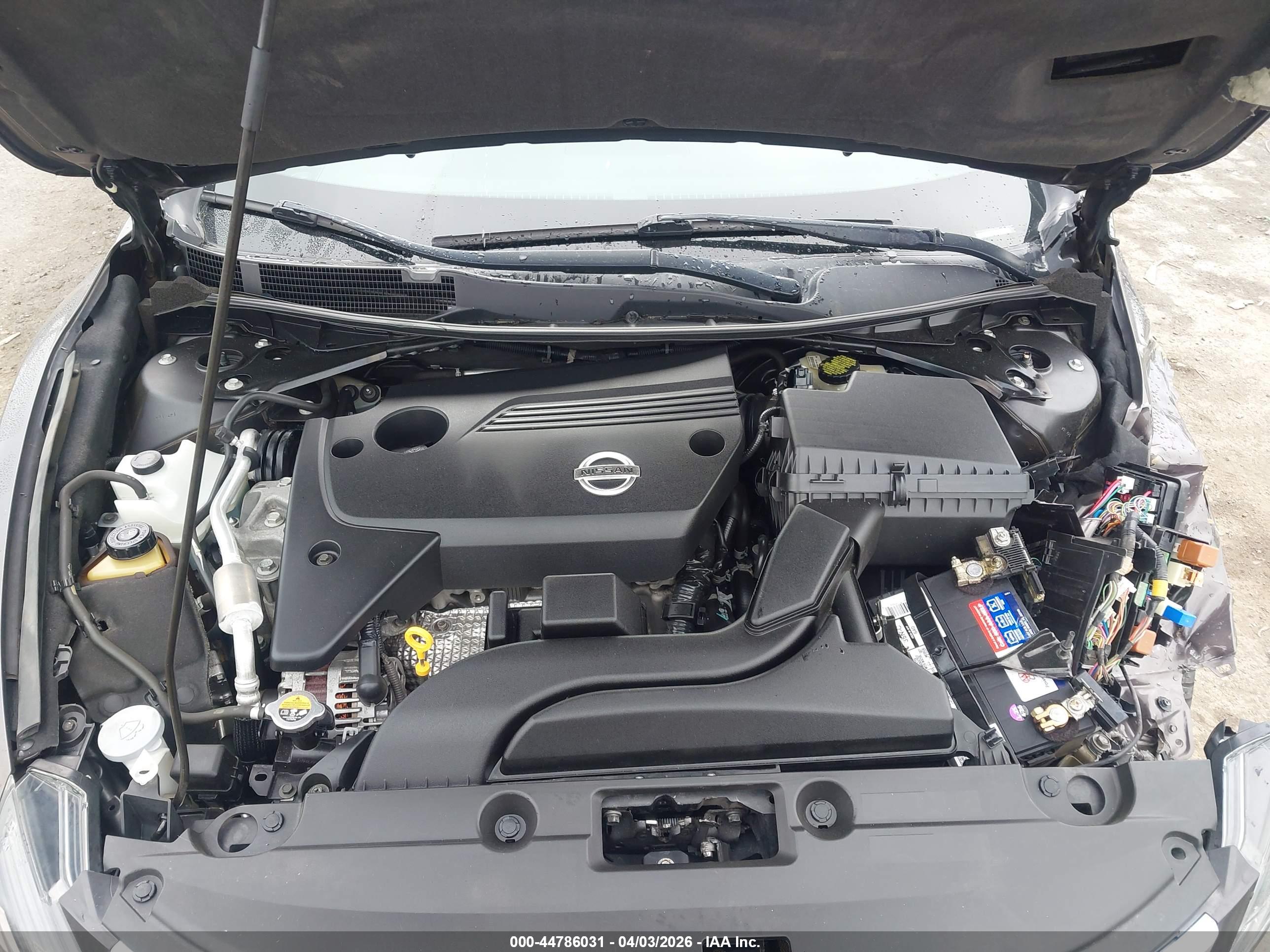 NISSAN ALTIMA image 10