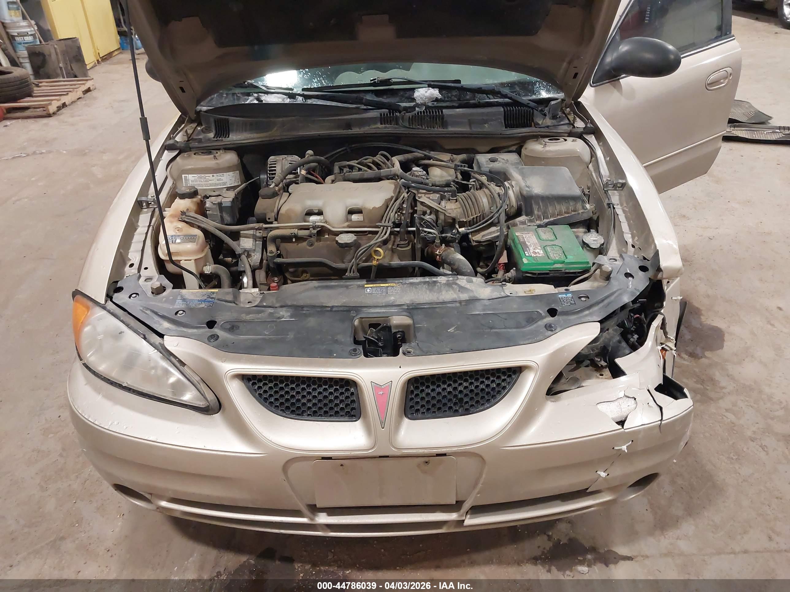 PONTIAC GRAND image 10