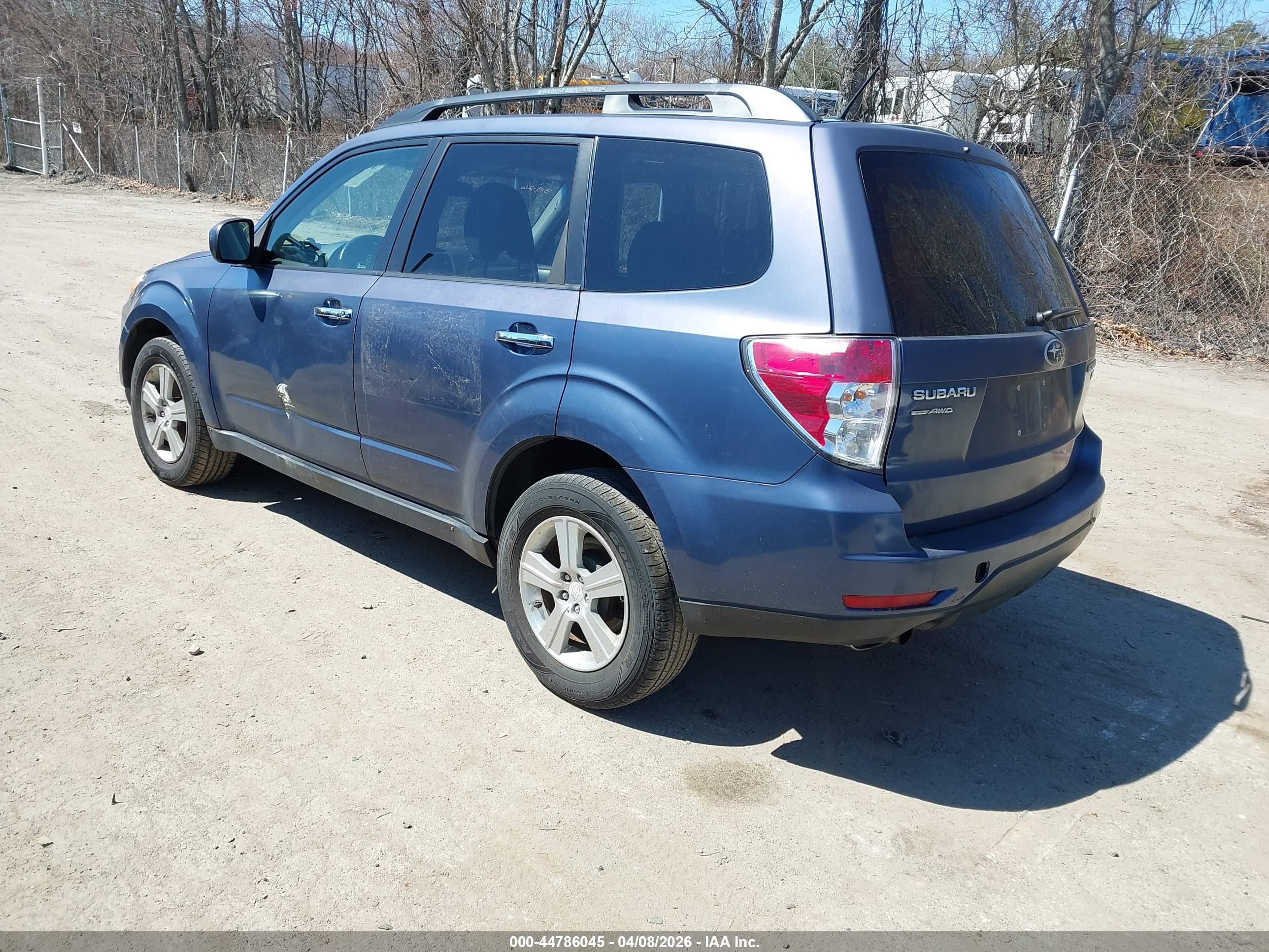 SUBARU FORESTER image 3