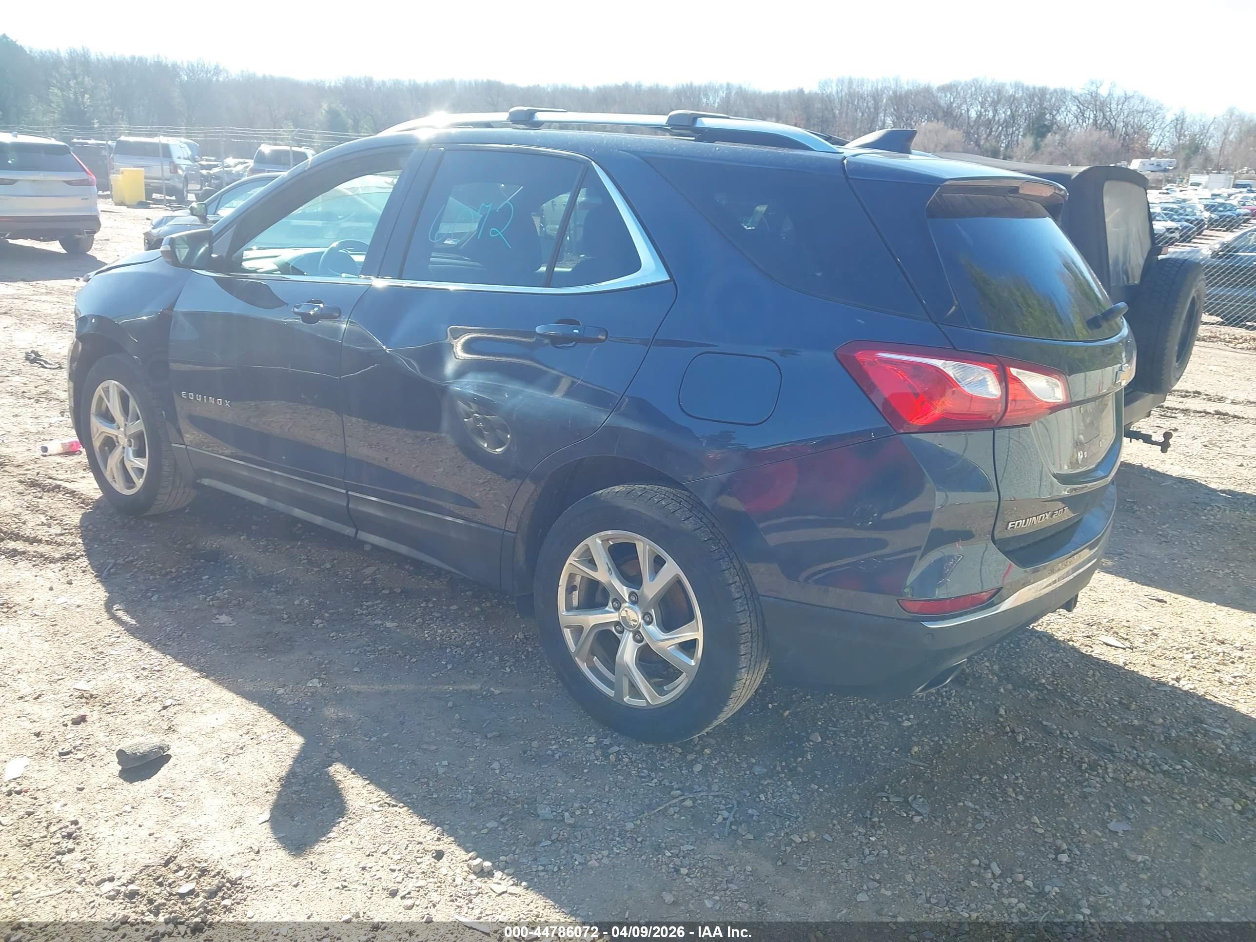 CHEVROLET EQUINOX image 3