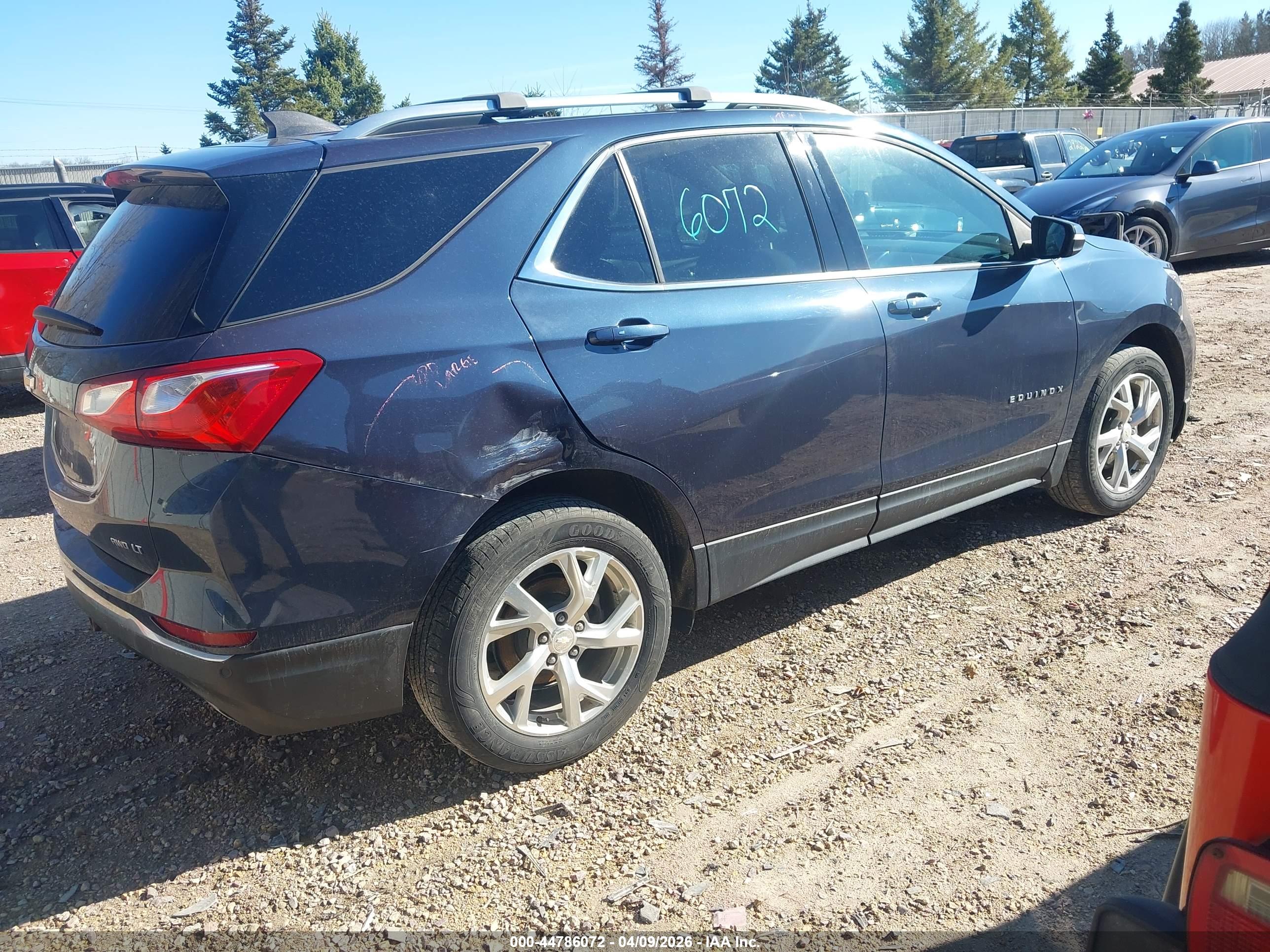 CHEVROLET EQUINOX image 4
