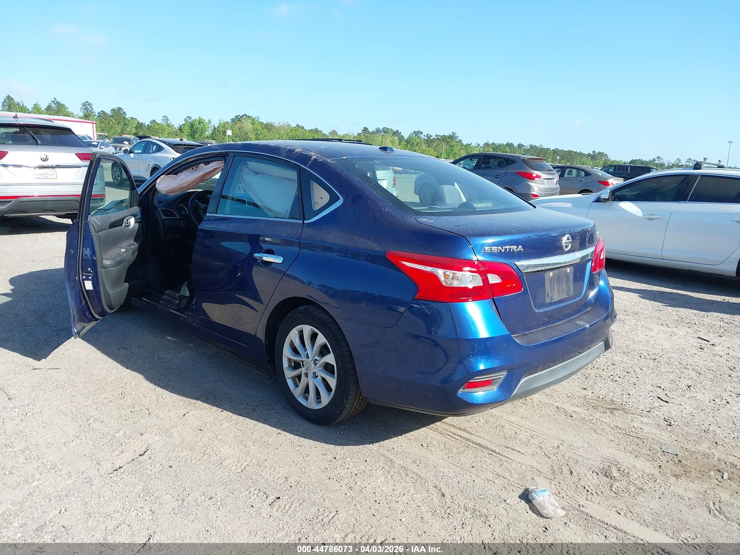NISSAN SENTRA image 3