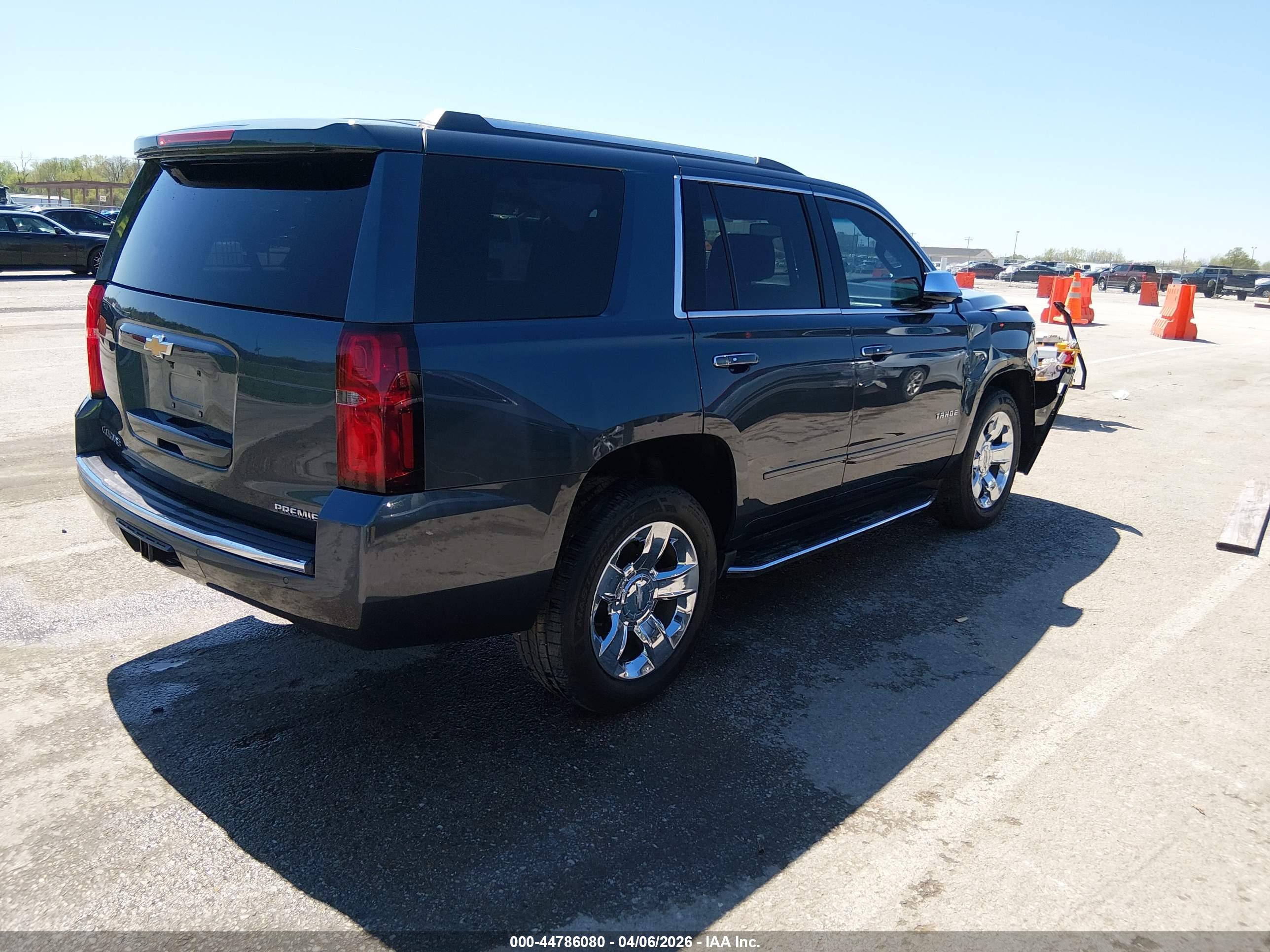 CHEVROLET TAHOE image 4