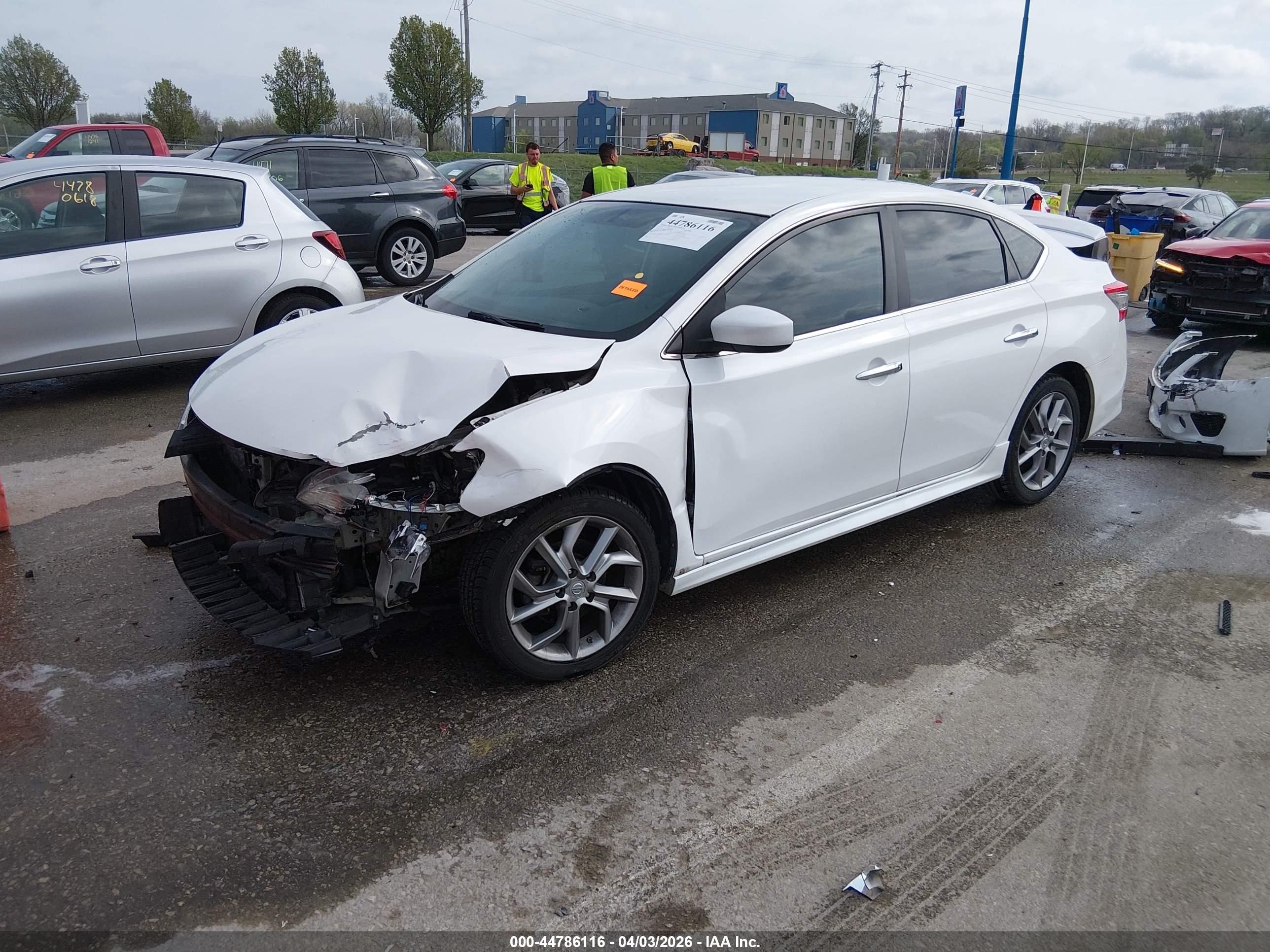 NISSAN SENTRA image 2