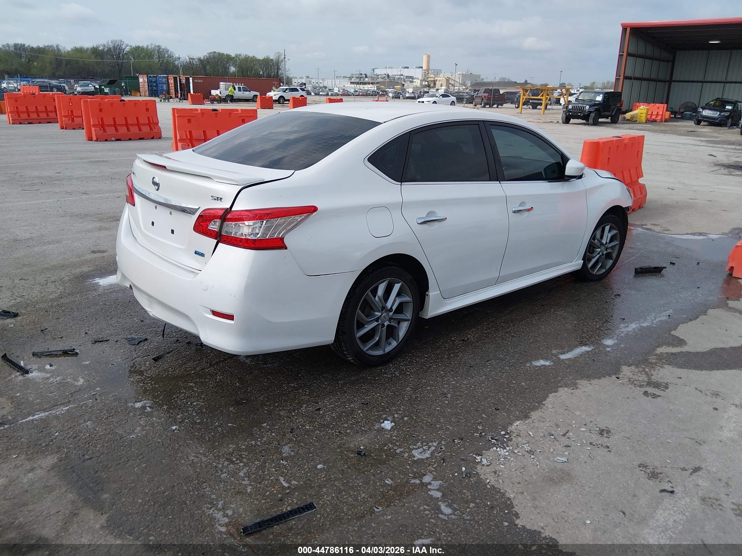 NISSAN SENTRA image 4