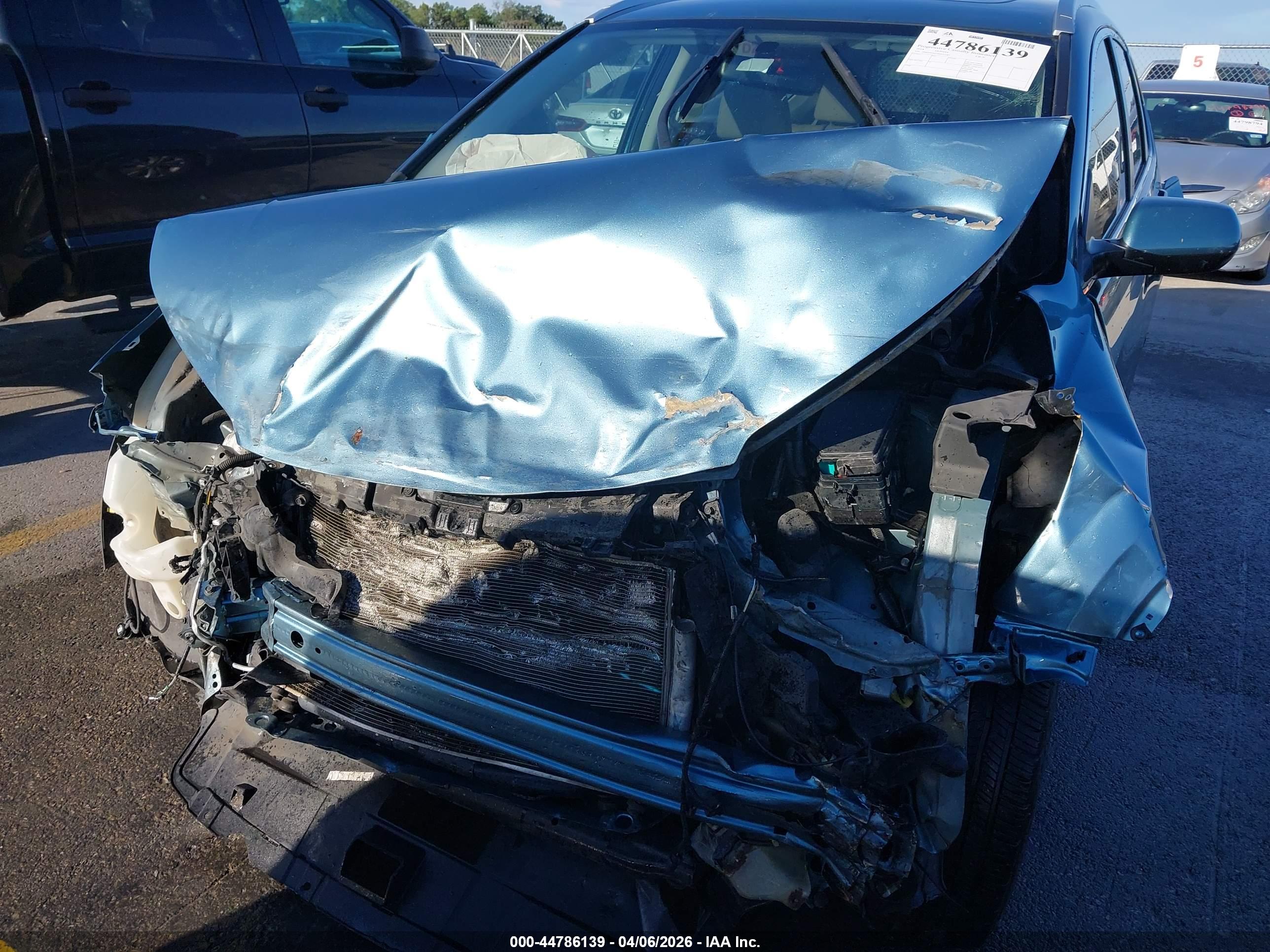 HONDA CR-V image 6