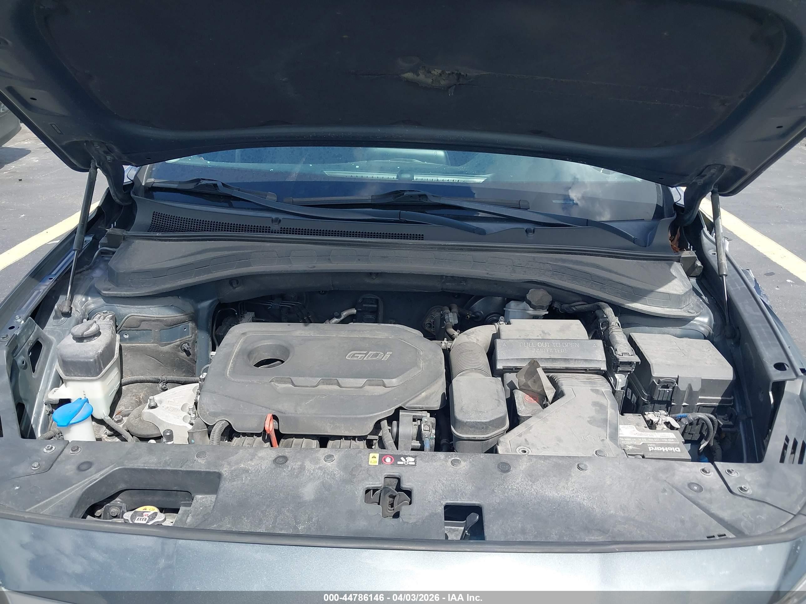 HYUNDAI SANTA image 10