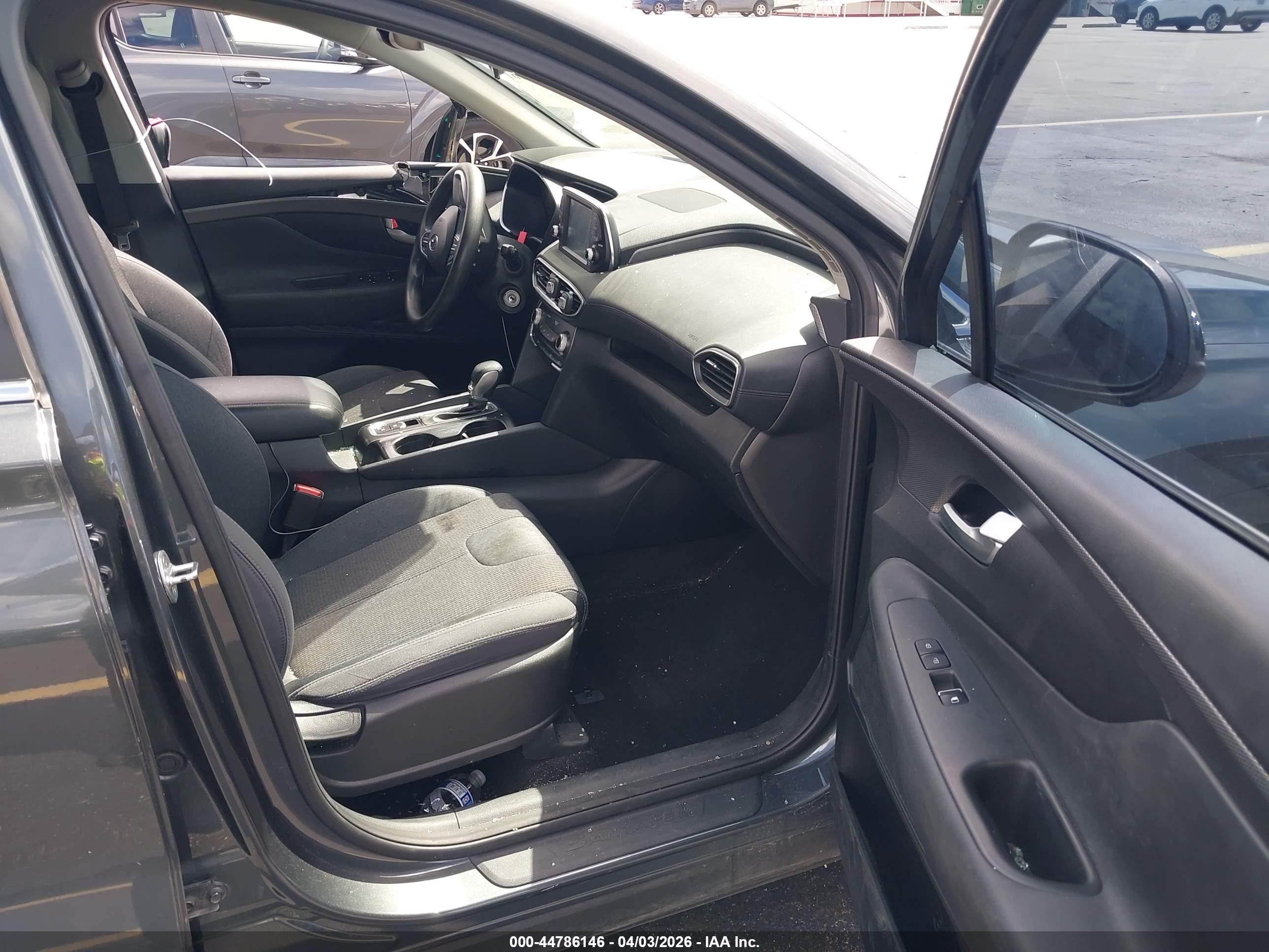 HYUNDAI SANTA image 5