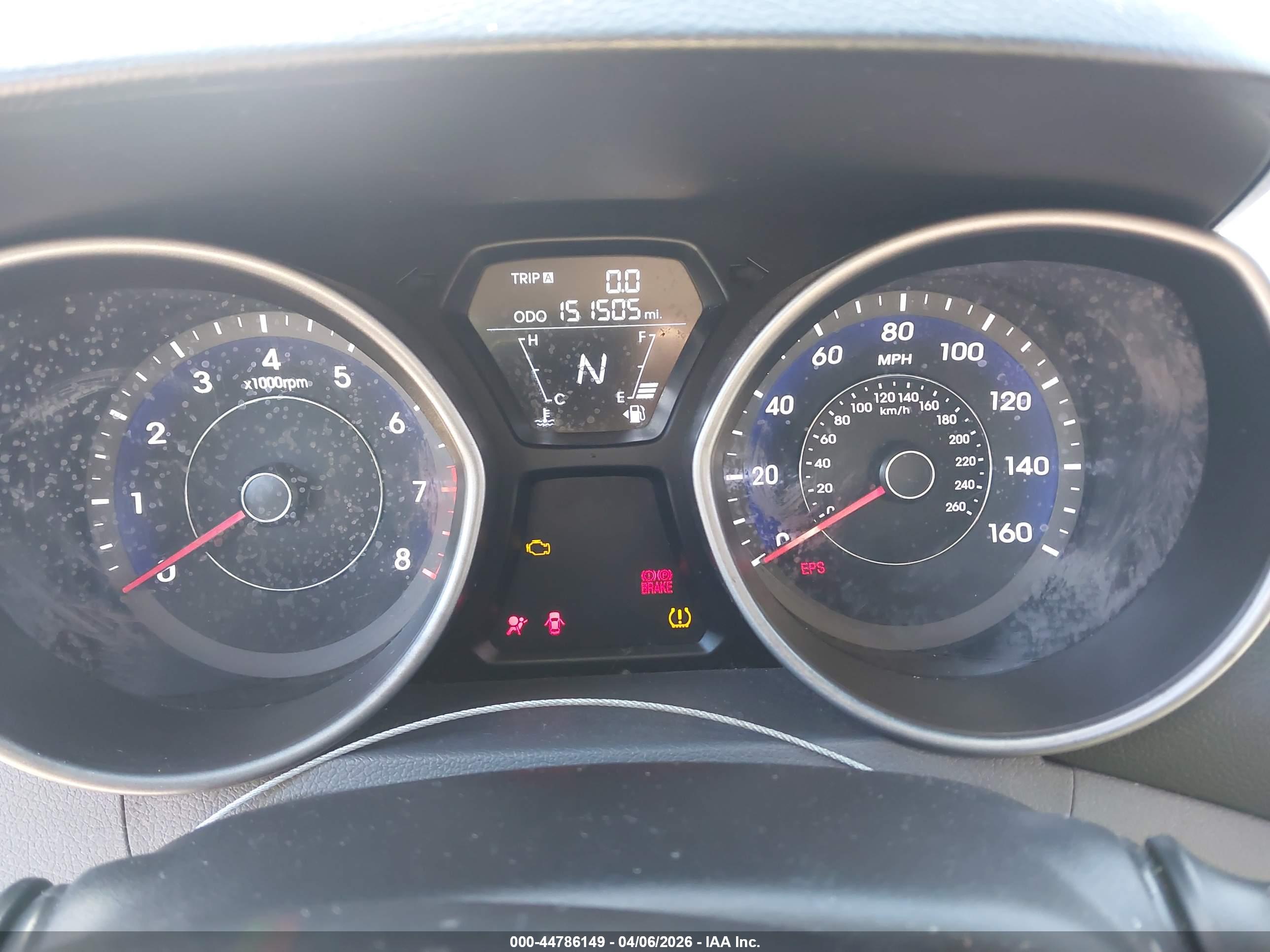 HYUNDAI ELANTRA image 7