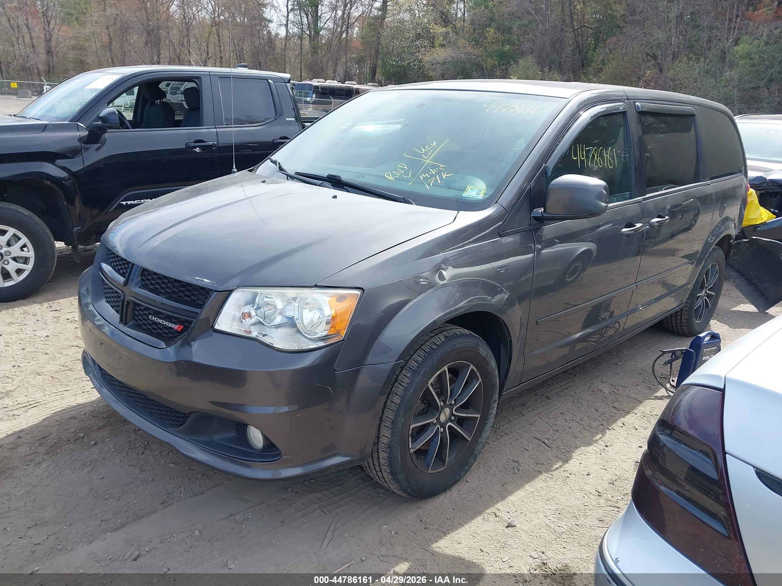 DODGE GRAND image 2