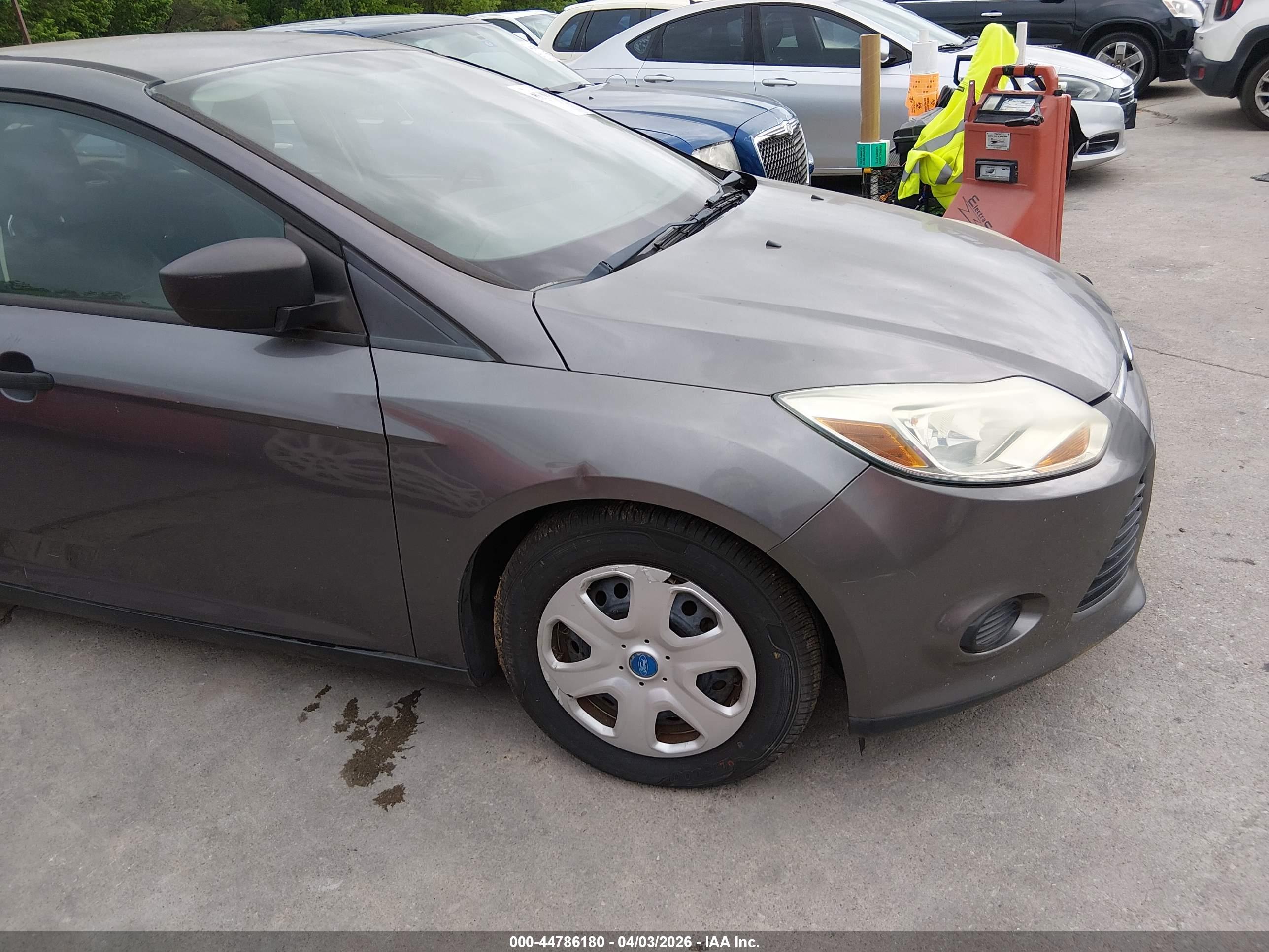 FORD FOCUS image 6