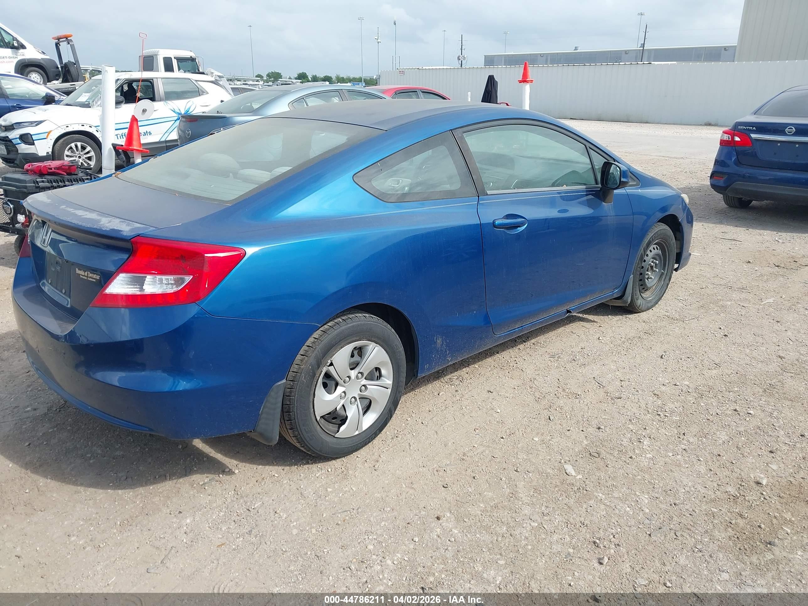 HONDA CIVIC image 4
