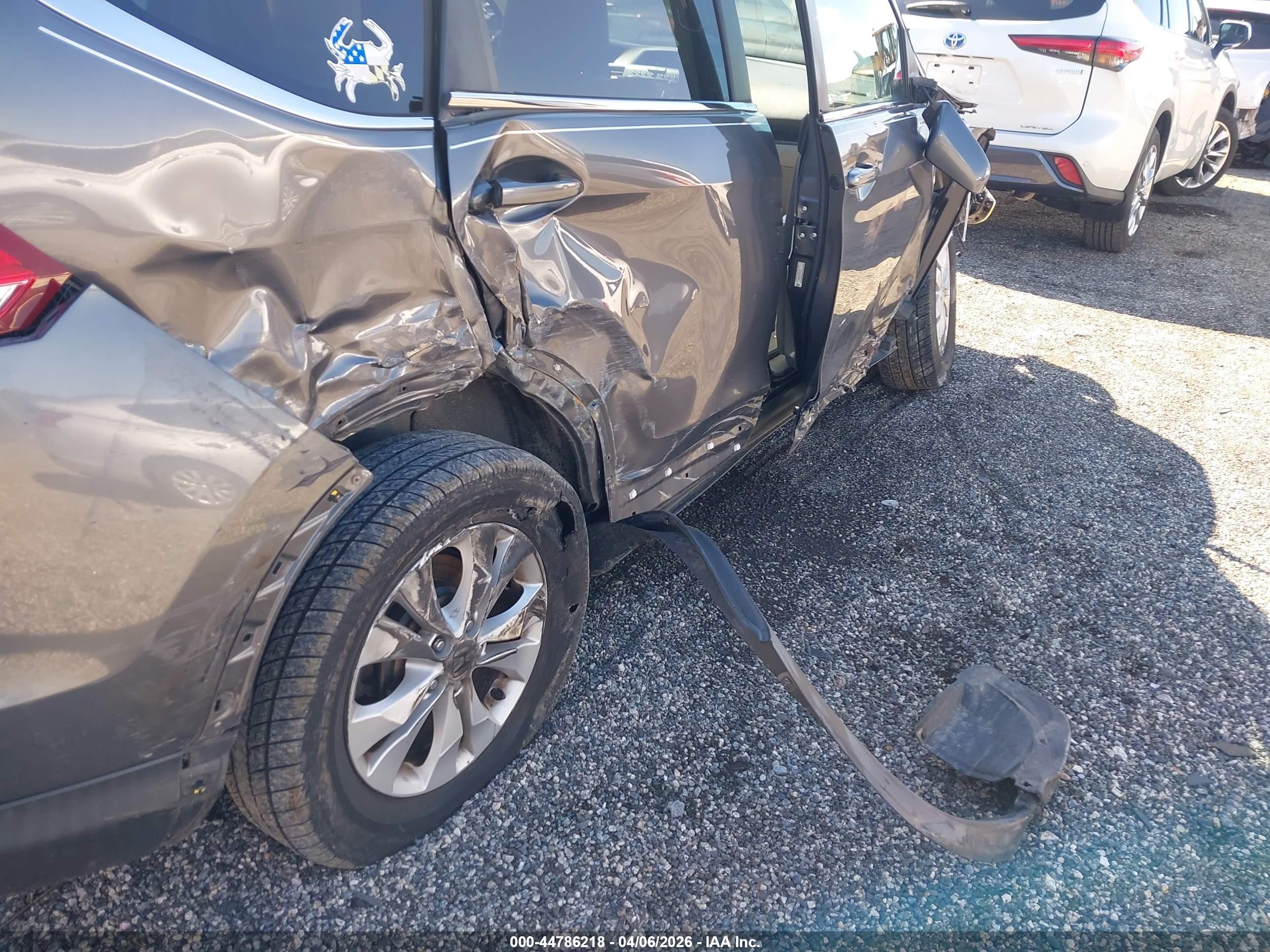 HONDA CR-V image 6