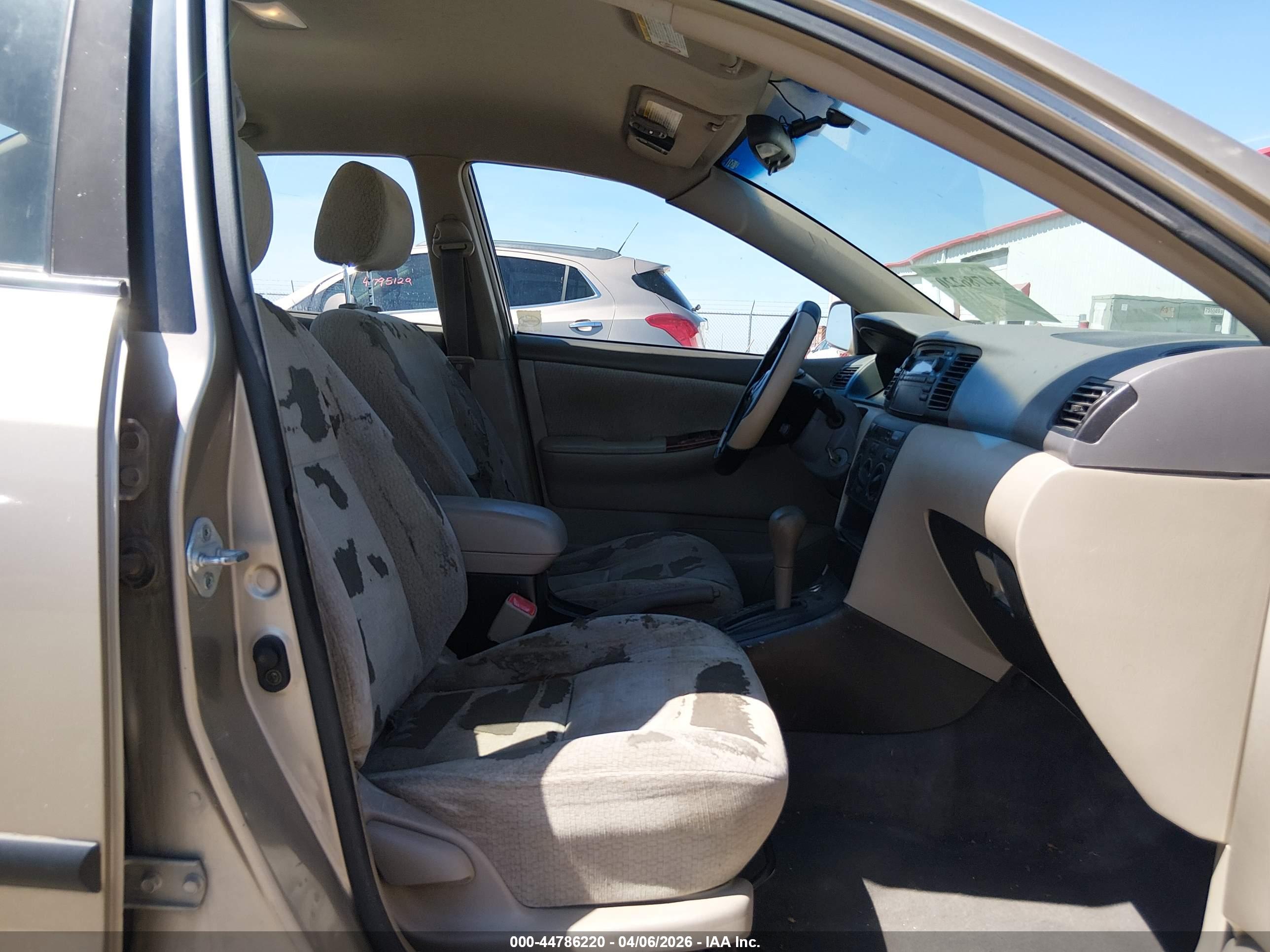 TOYOTA COROLLA image 5