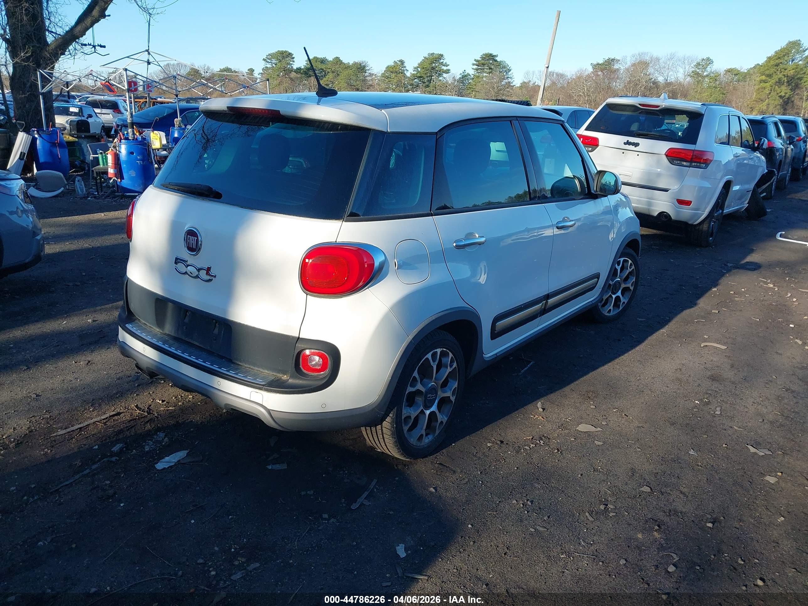 FIAT 500L image 4