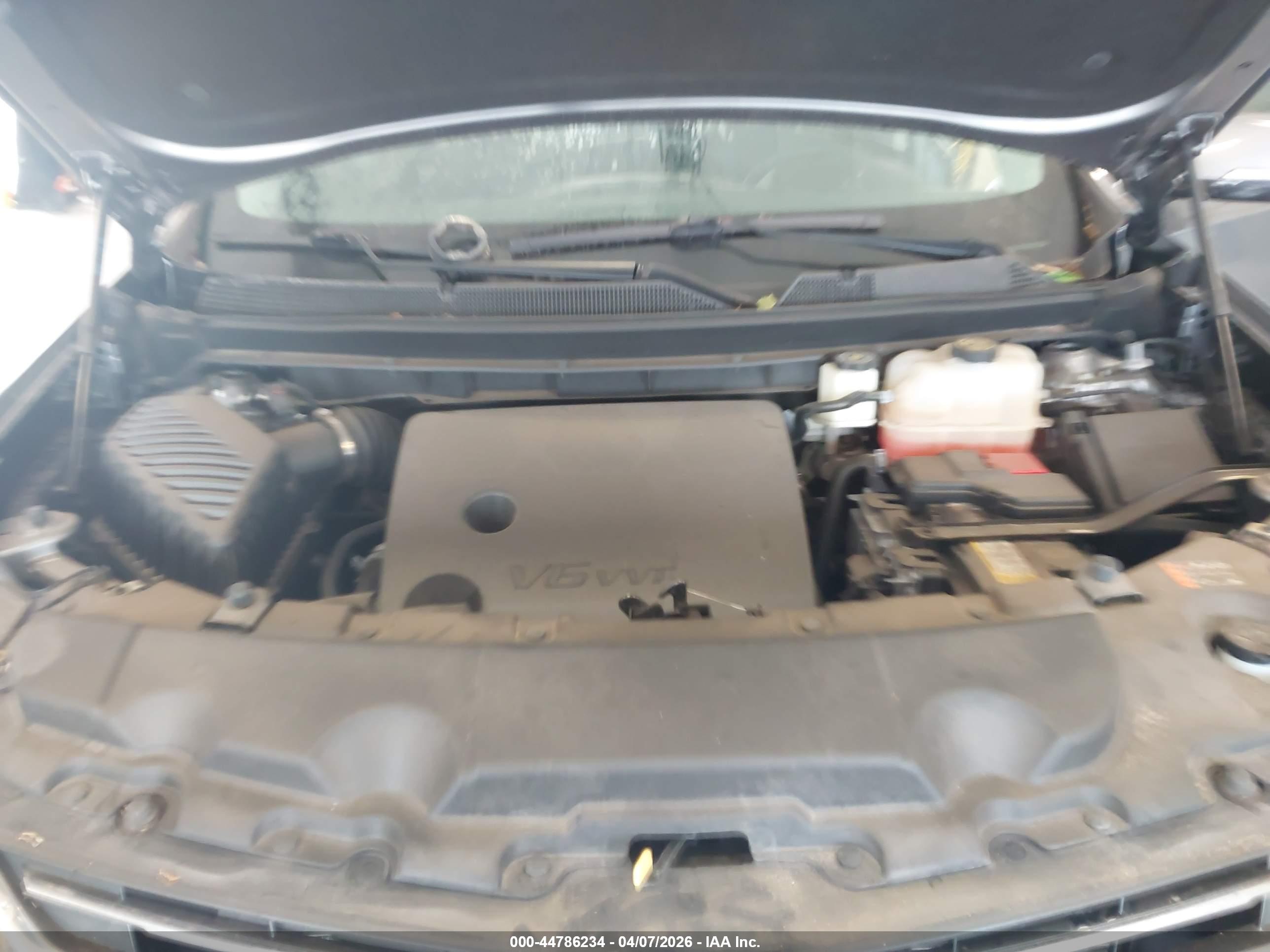CHEVROLET TRAVERSE image 10