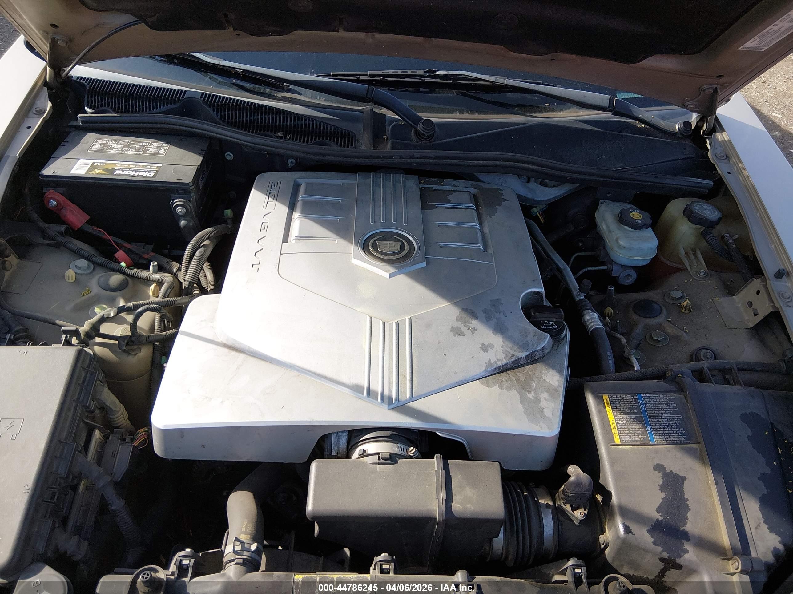 CADILLAC CTS image 10