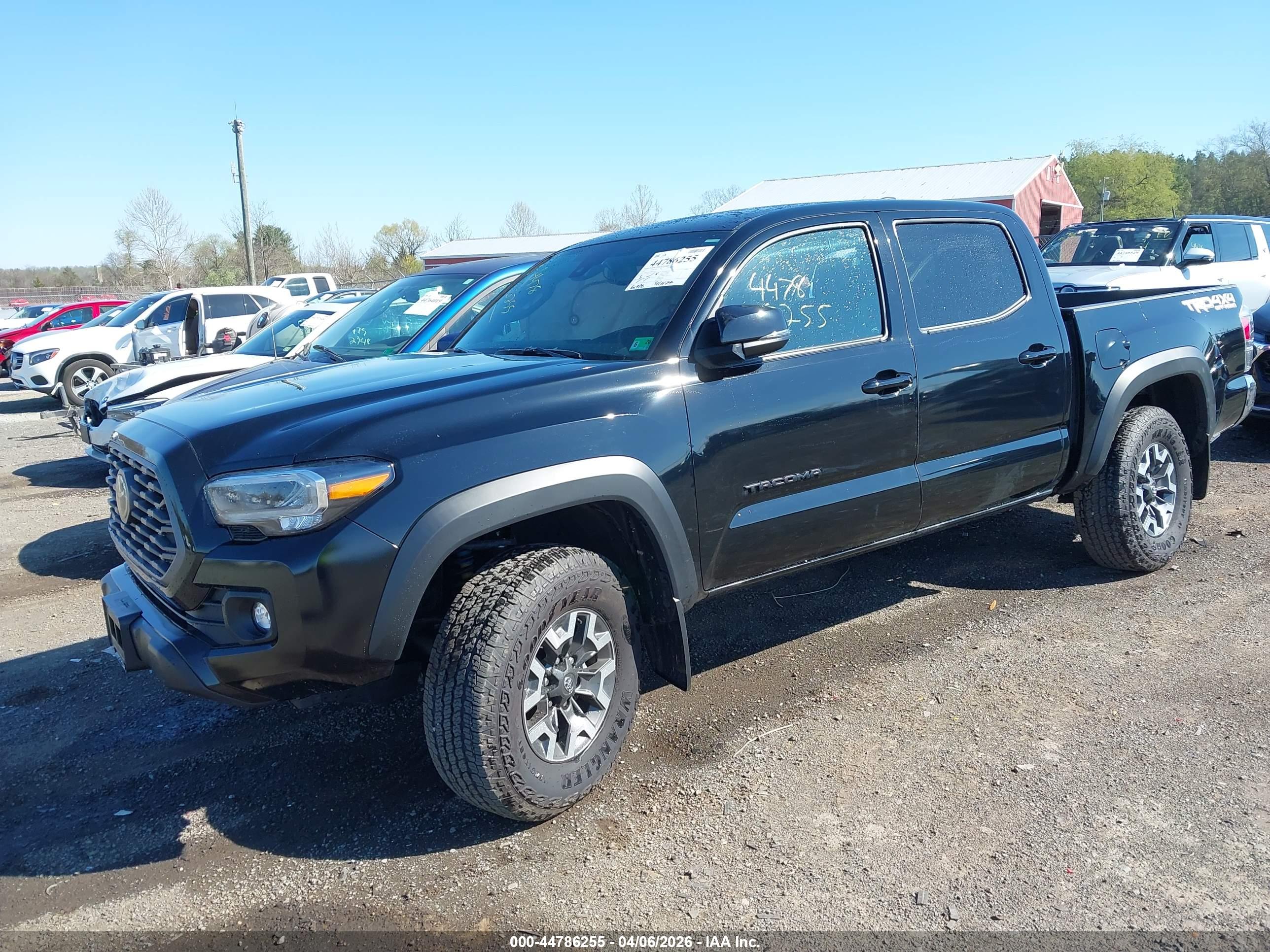 TOYOTA TACOMA image 2