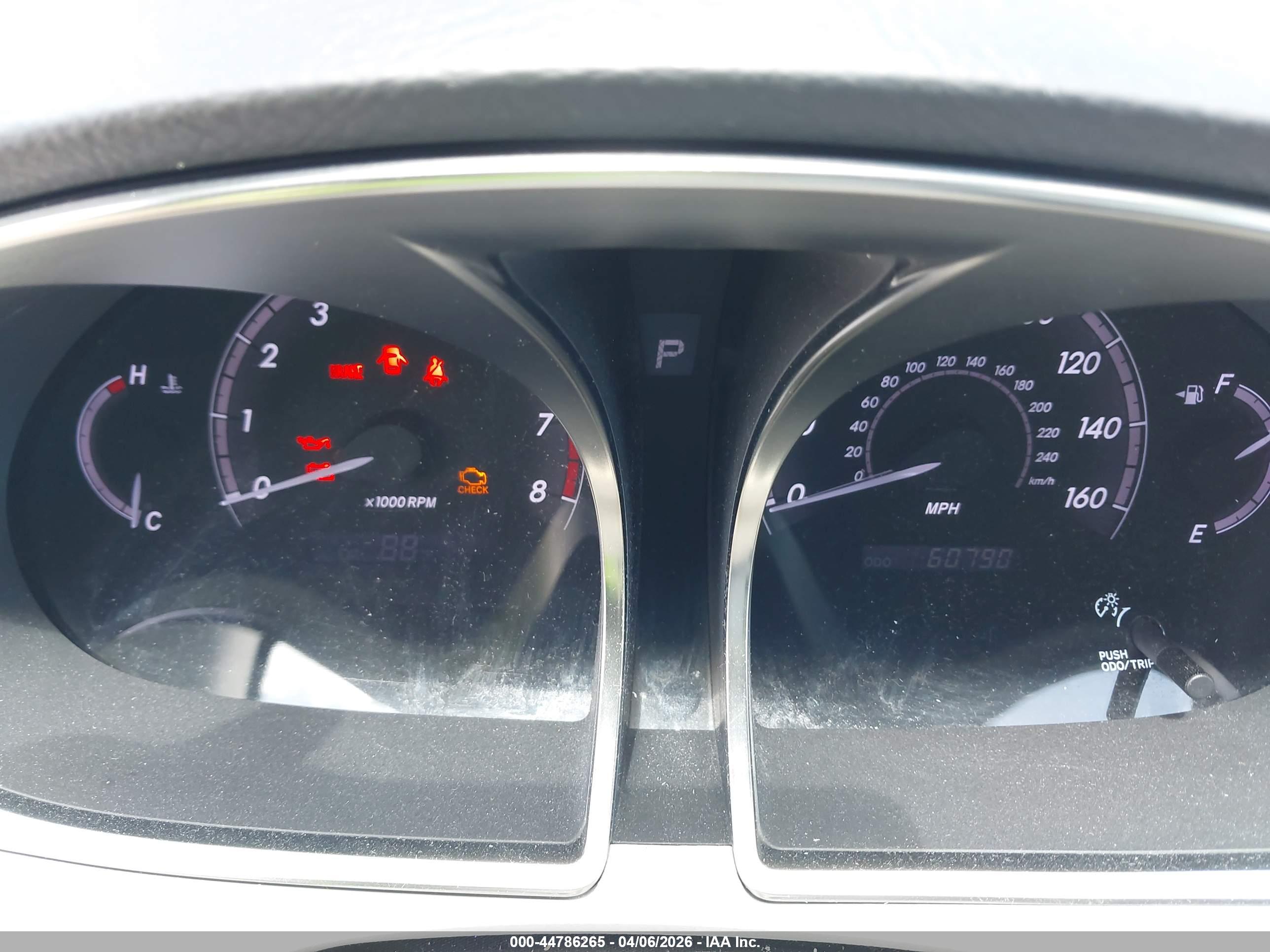 TOYOTA AVALON image 7