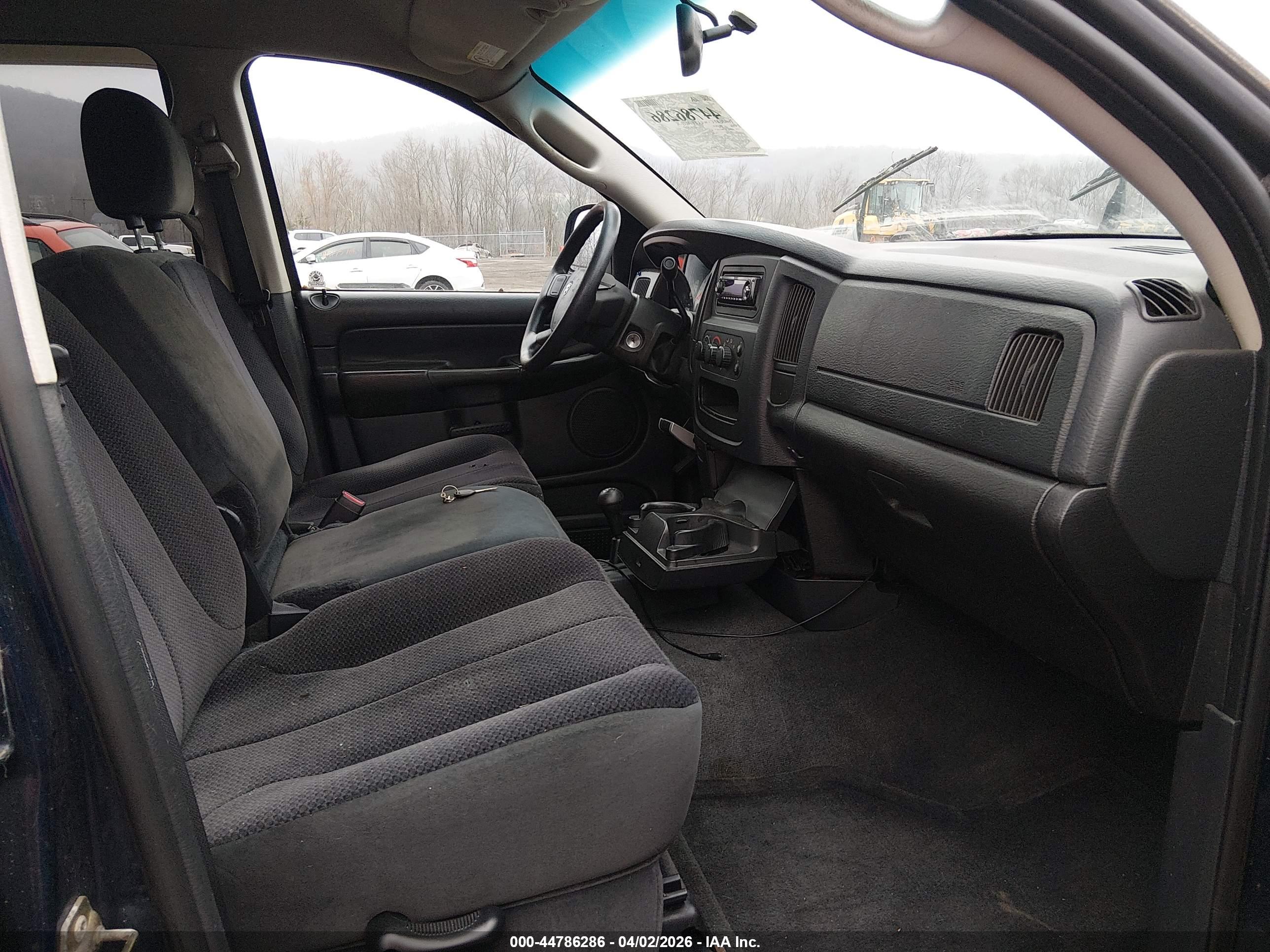 DODGE RAM image 5