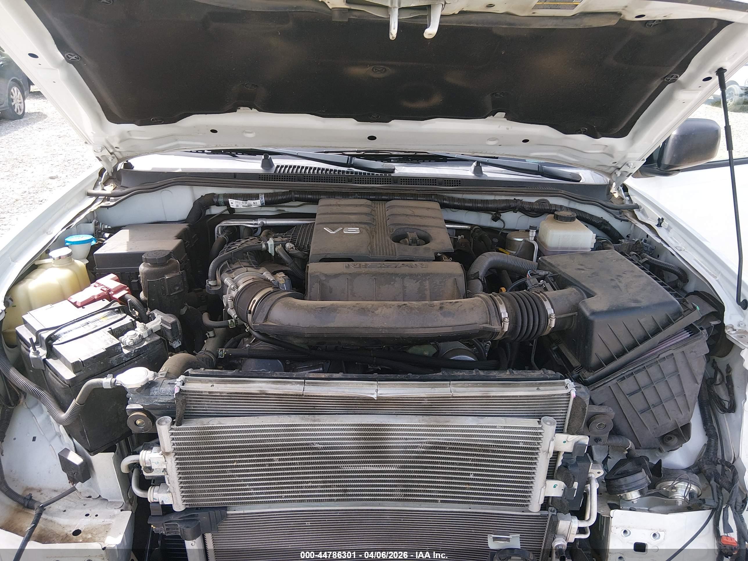 NISSAN FRONTIER image 10