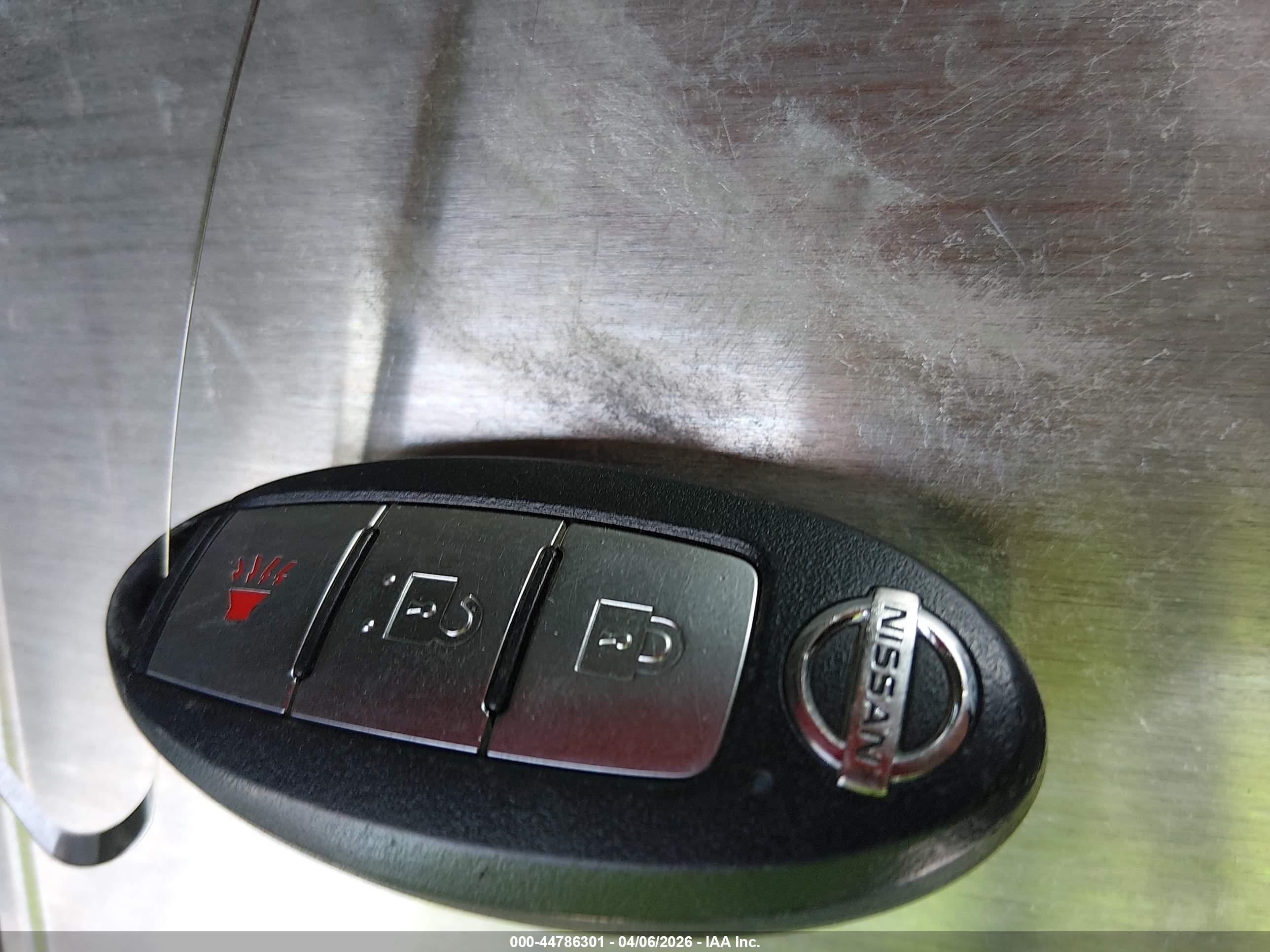 NISSAN FRONTIER image 11