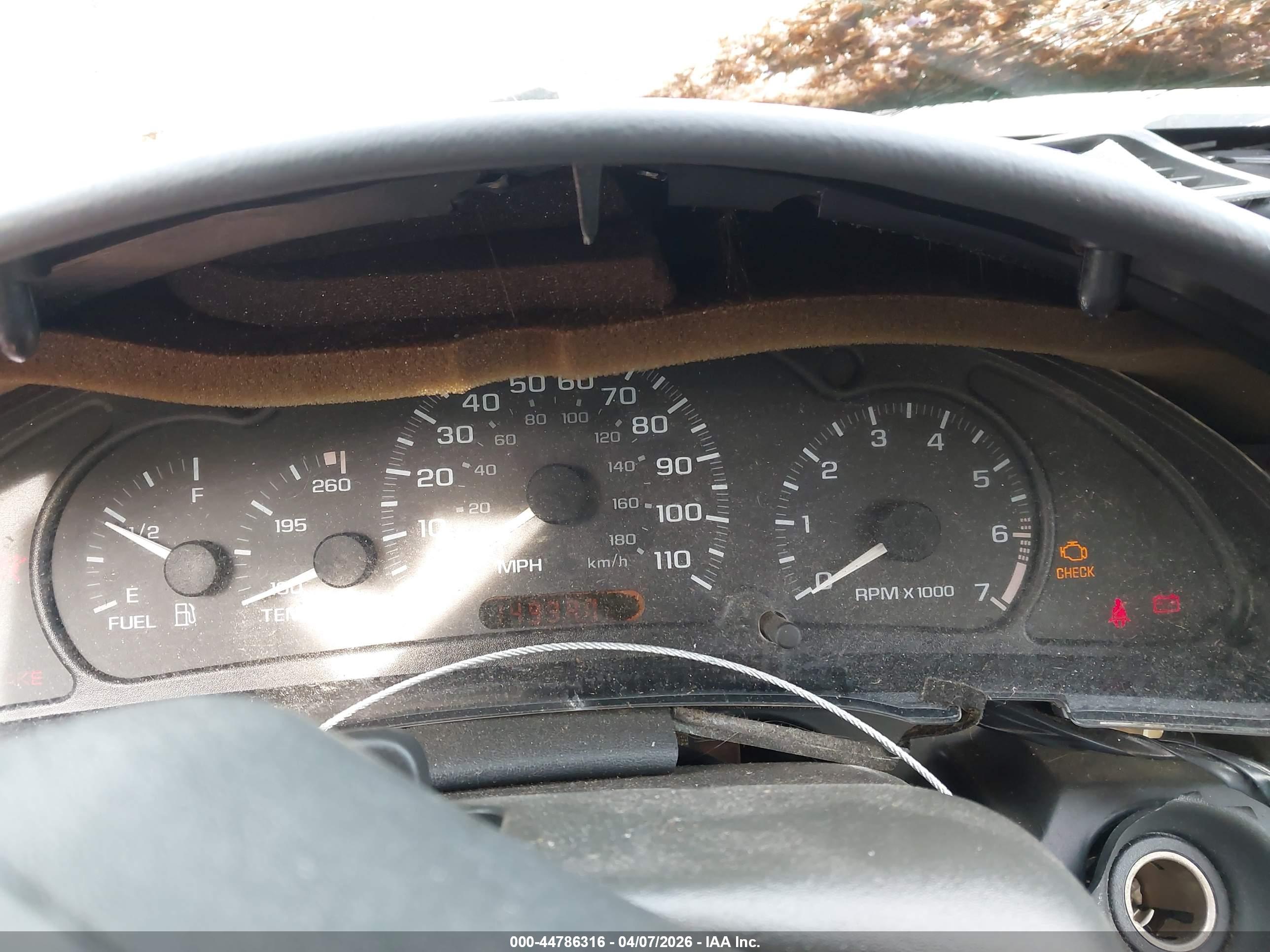 CHEVROLET CAVALIER image 7