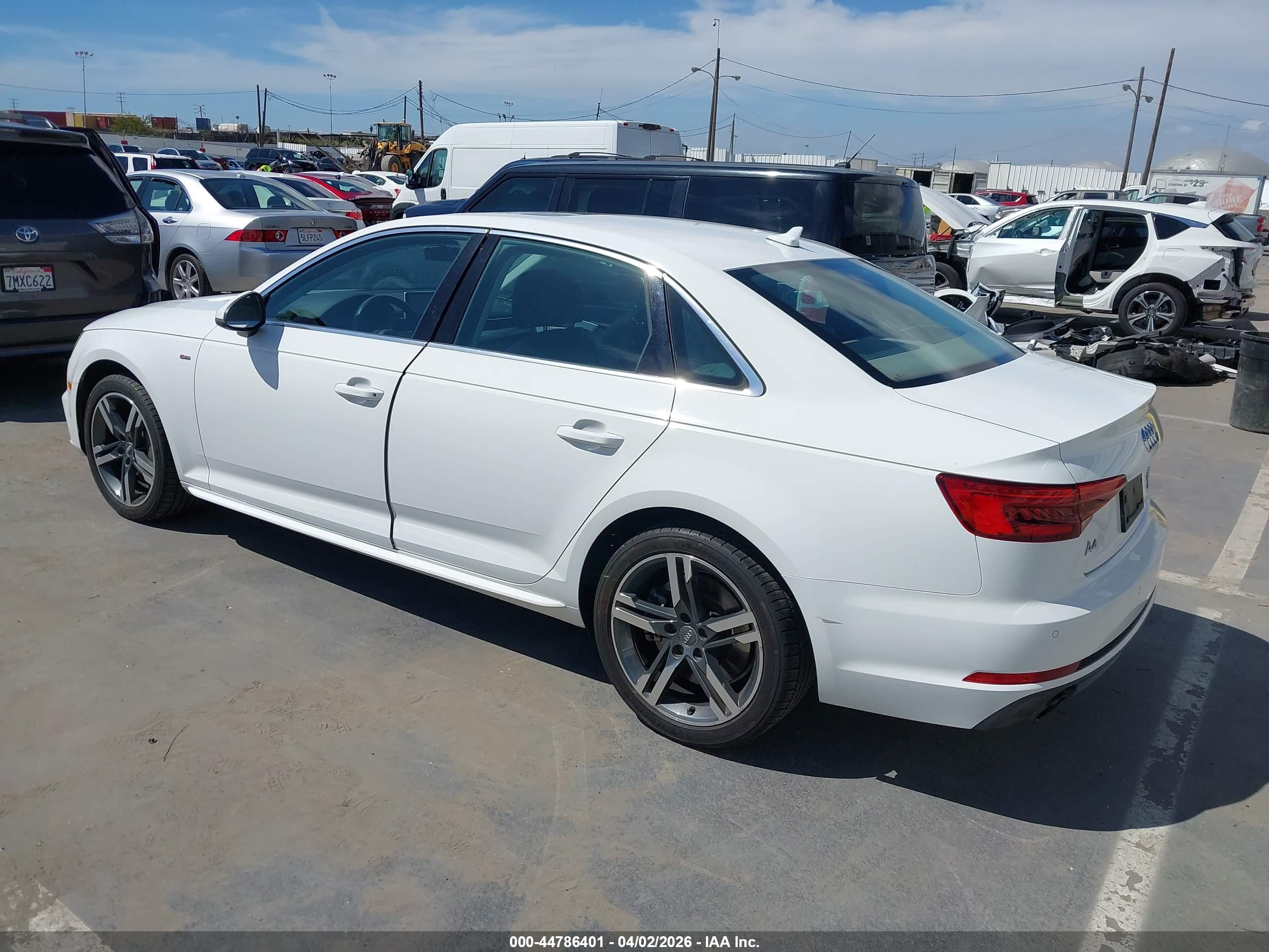 AUDI A4 image 3