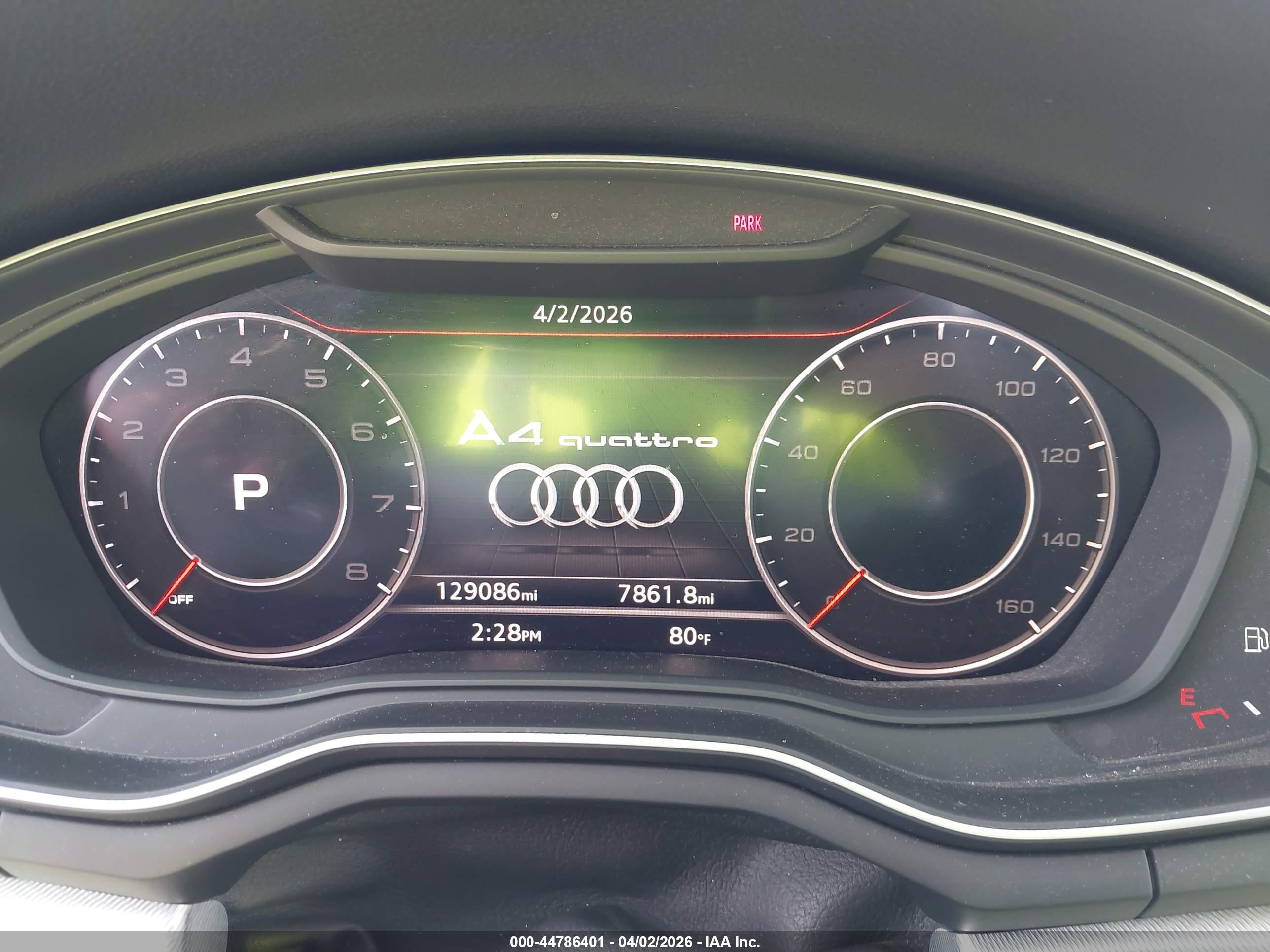 AUDI A4 image 7