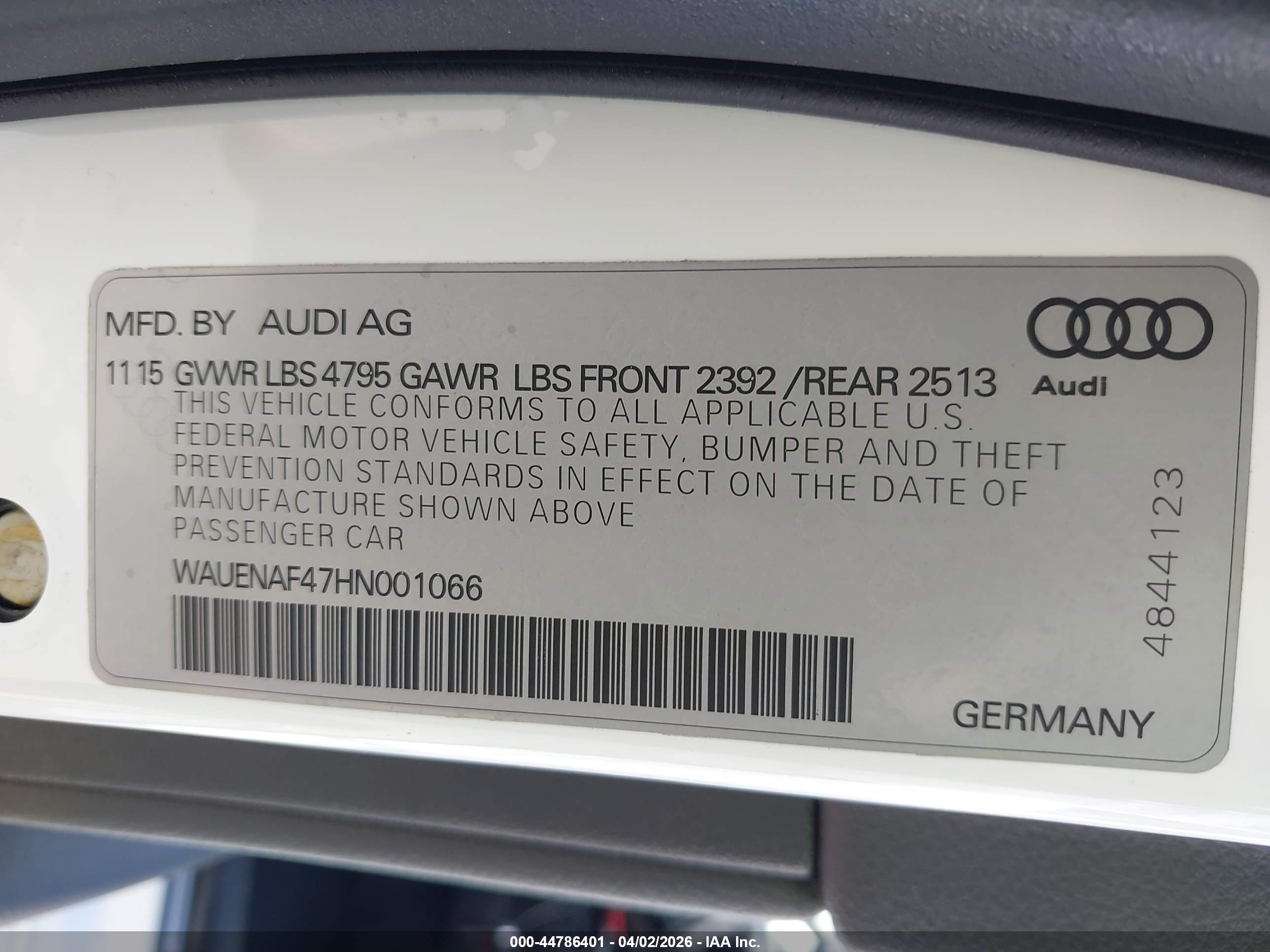 AUDI A4 image 9