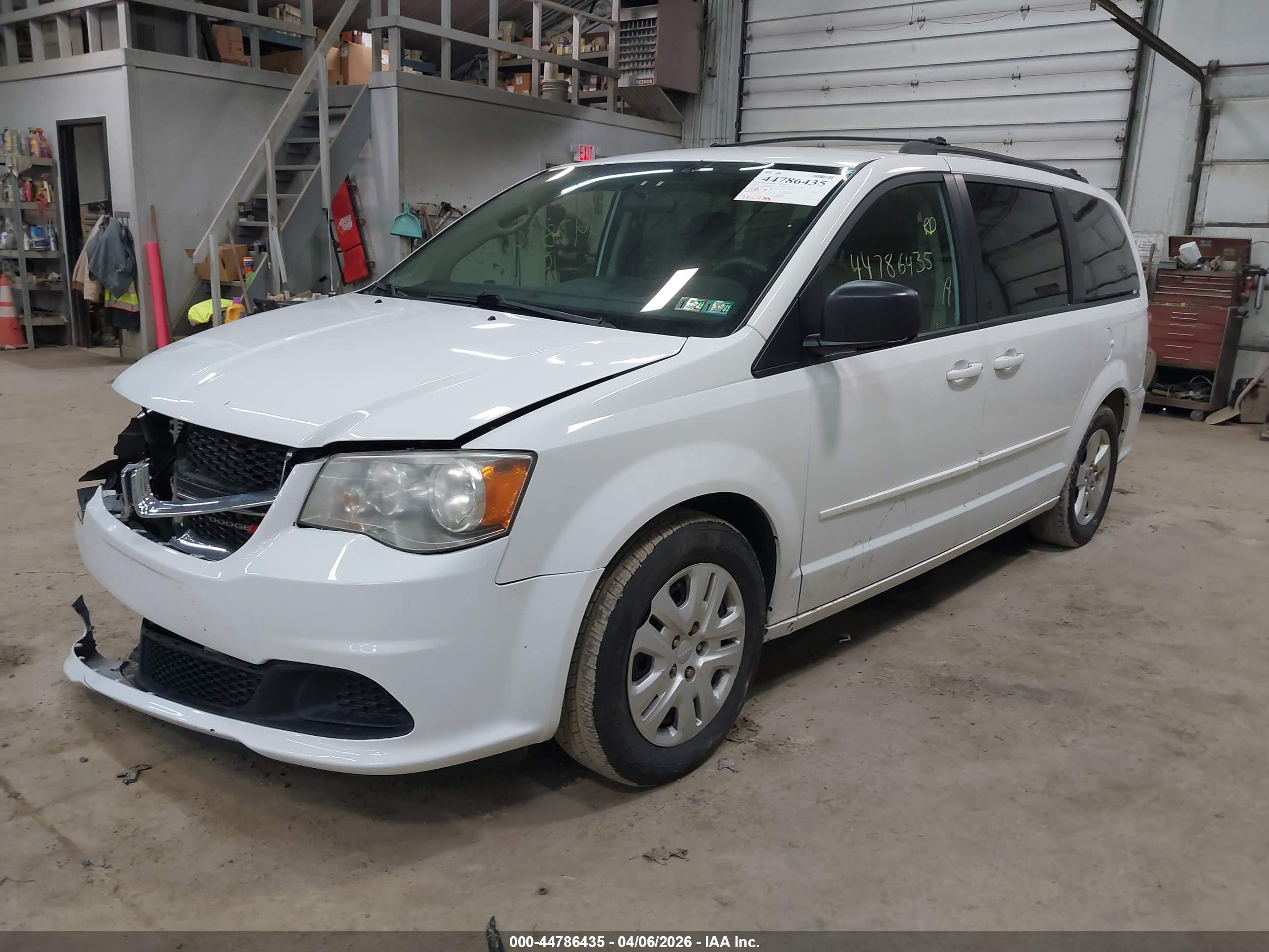 DODGE GRAND image 2