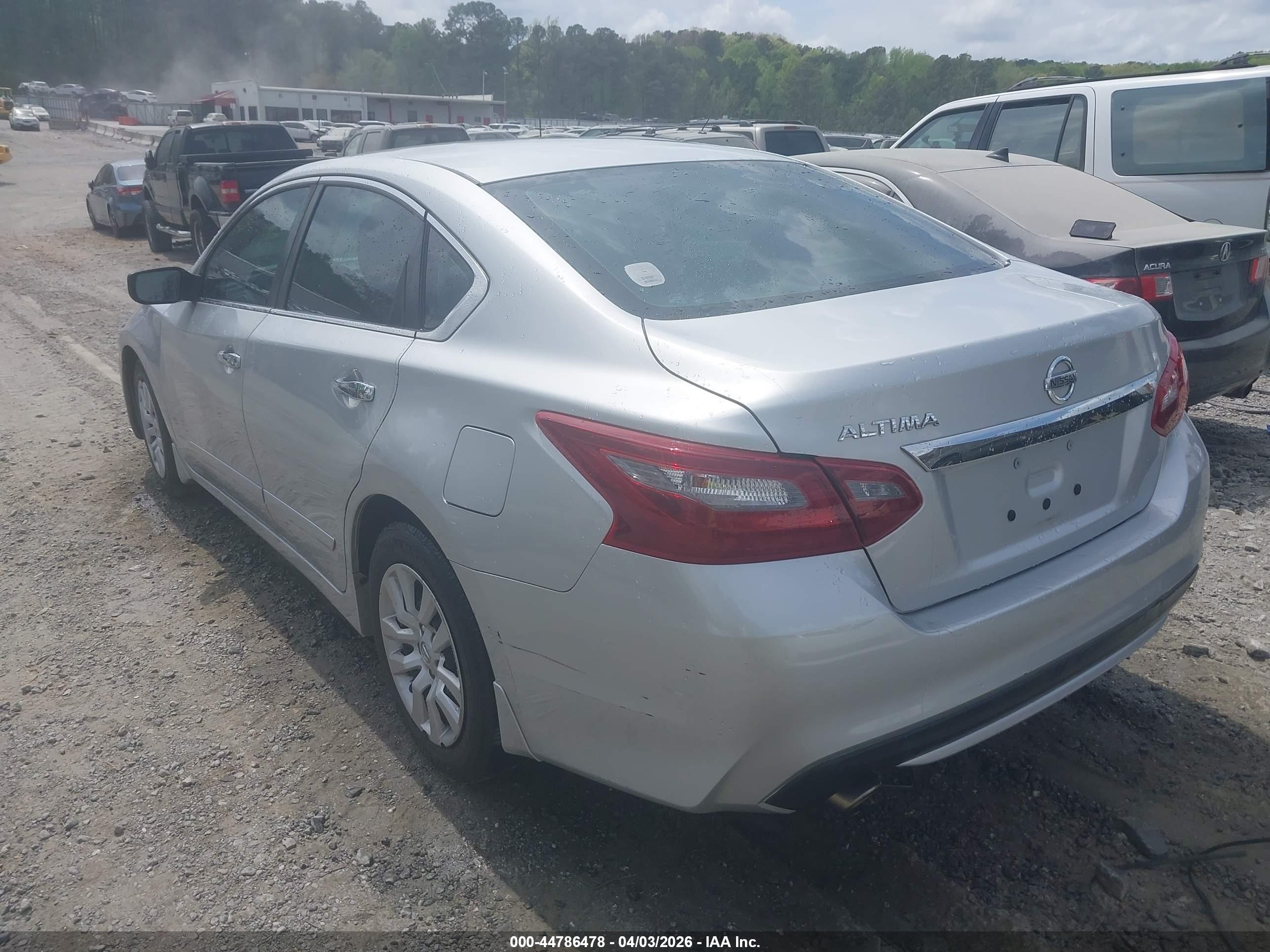 NISSAN ALTIMA image 3
