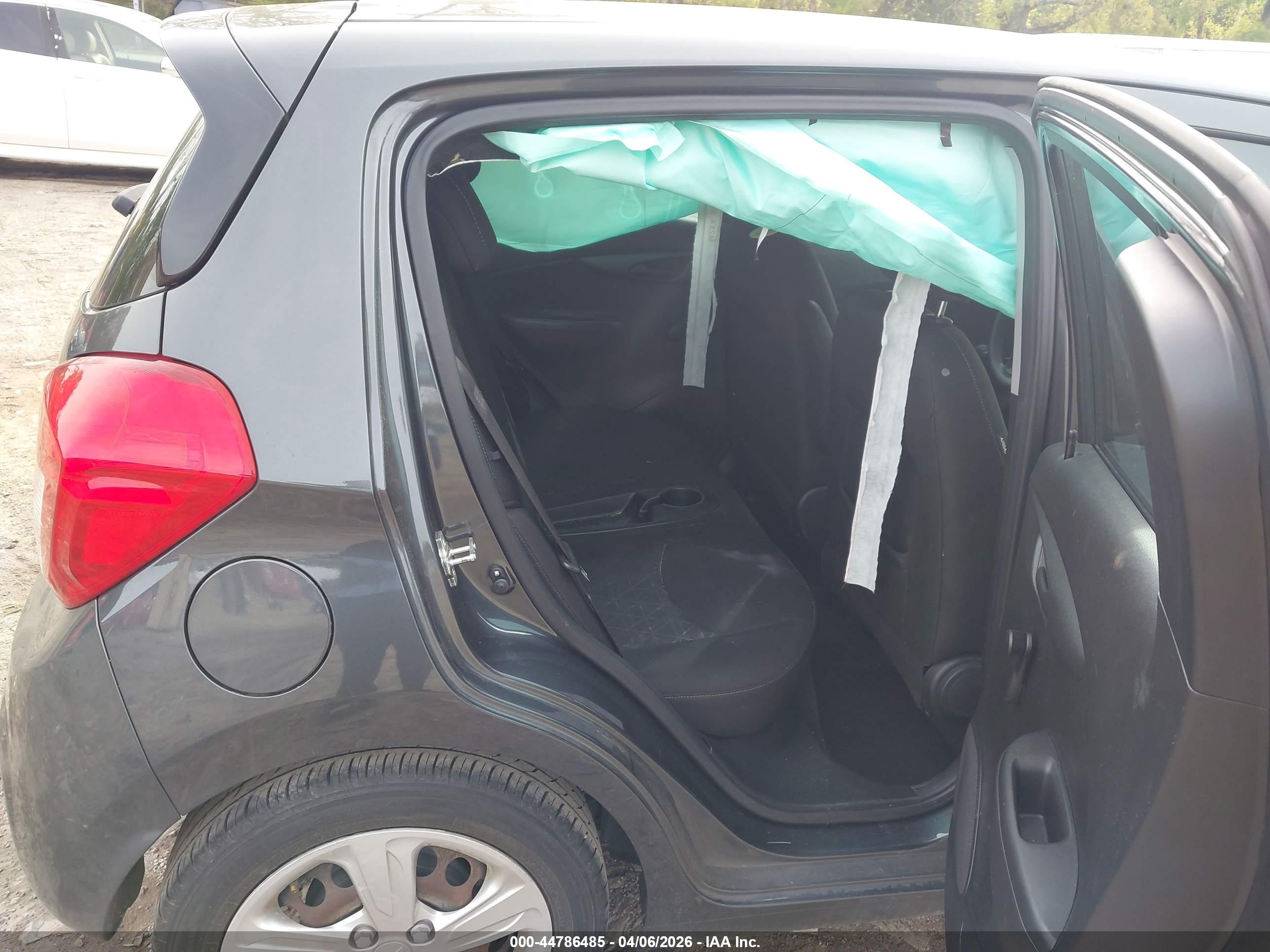 CHEVROLET SPARK image 8