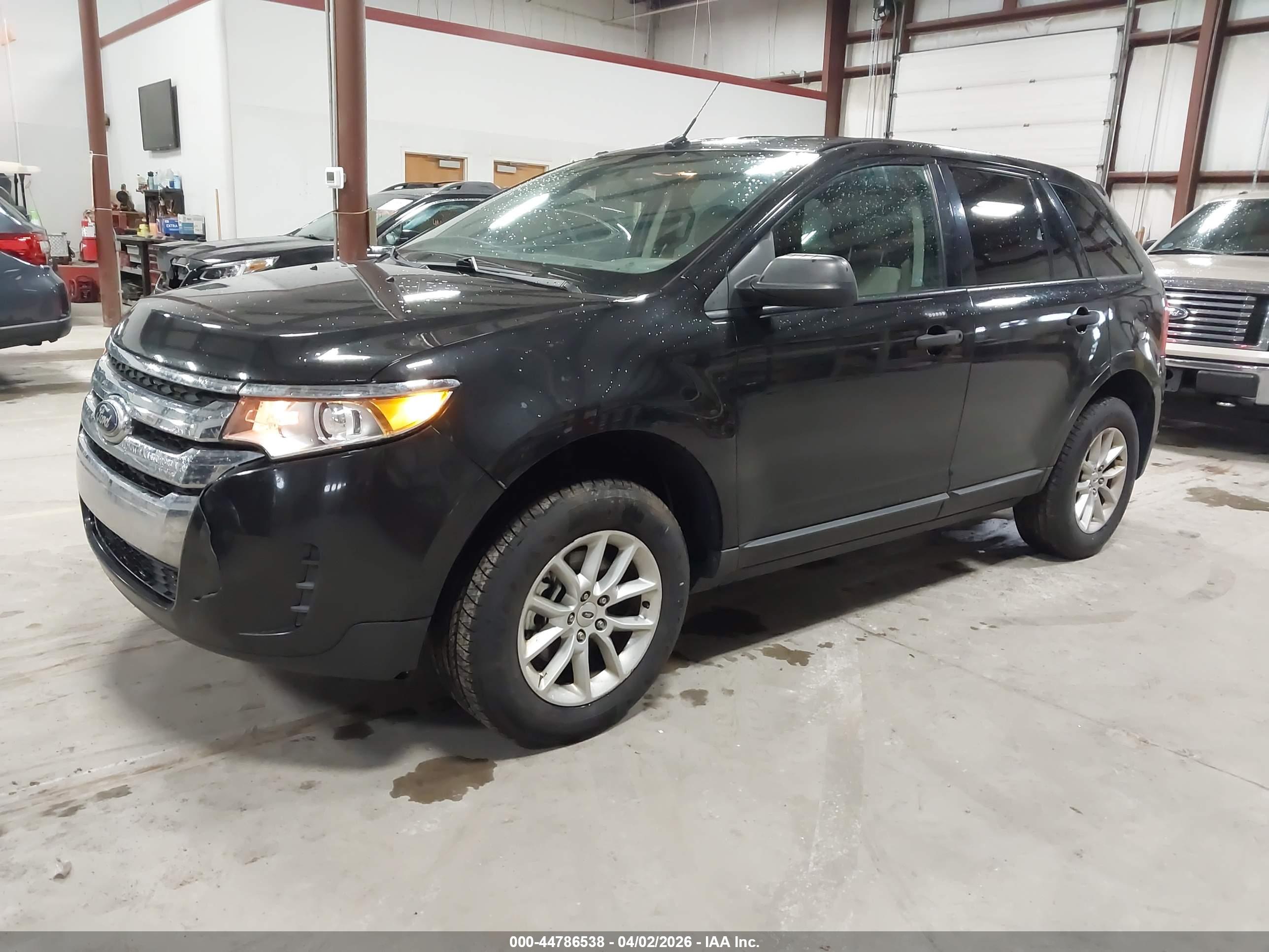 FORD EDGE image 2