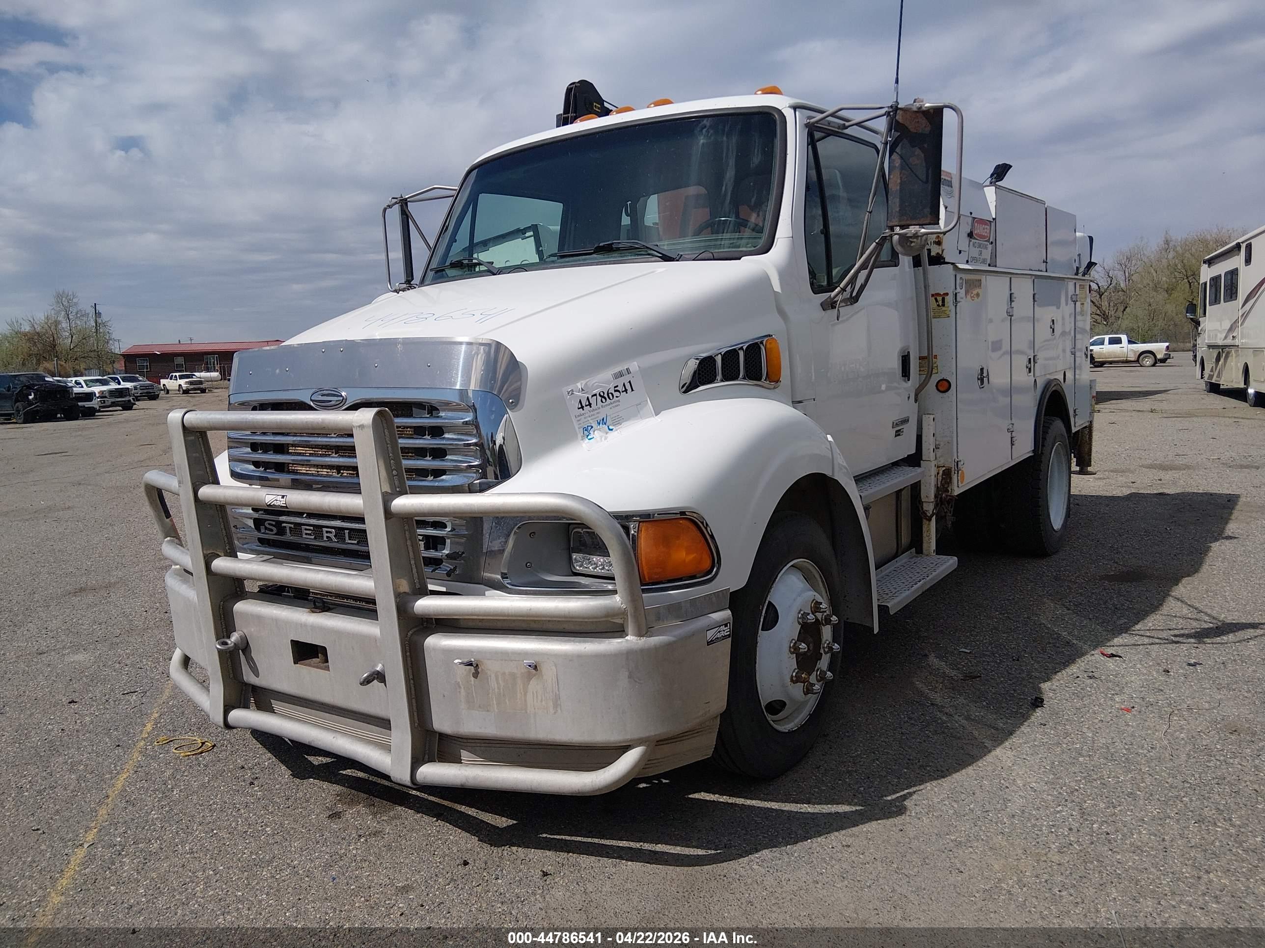 STERLING TRUCK image 2