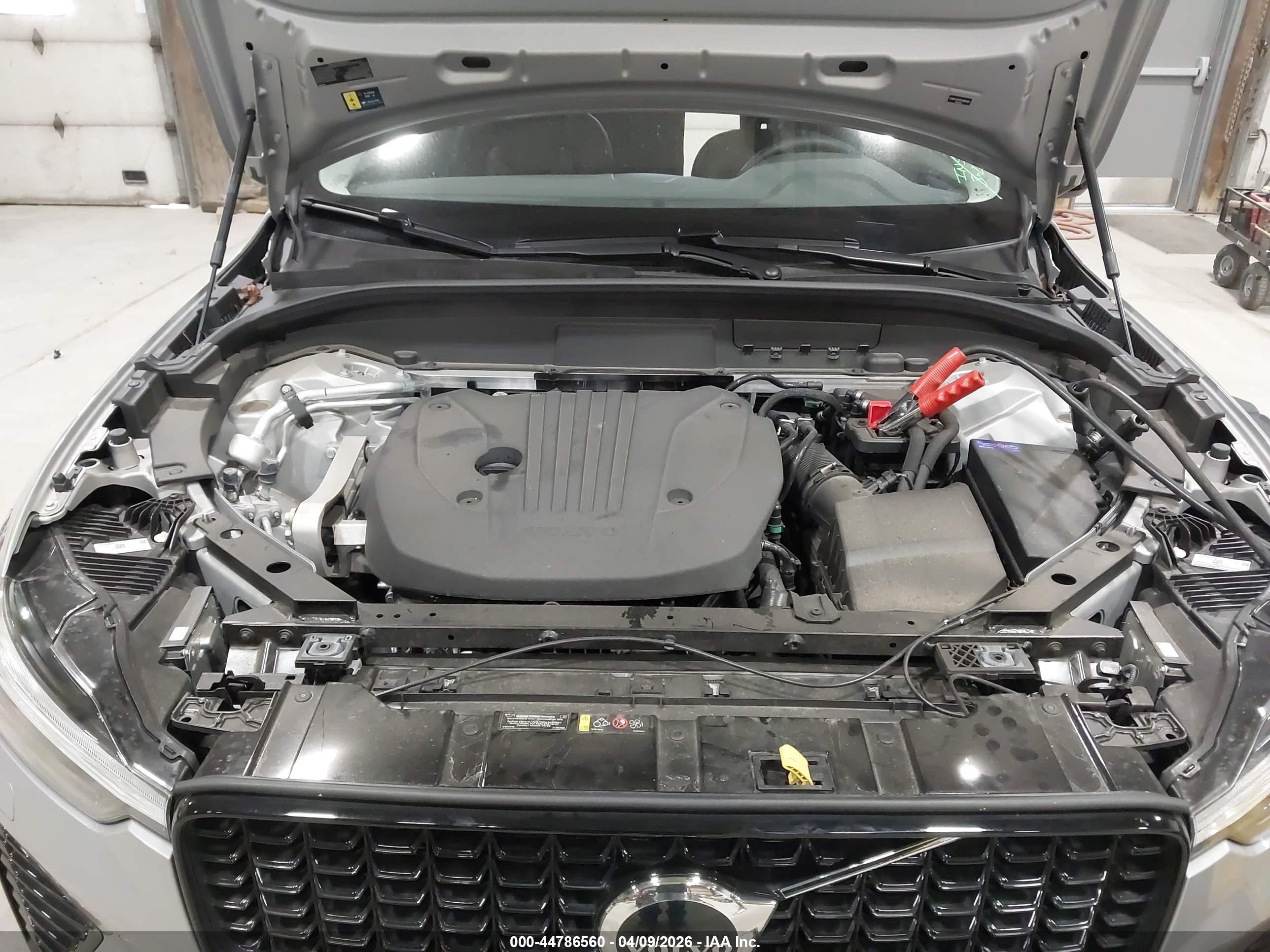 VOLVO XC60 image 10