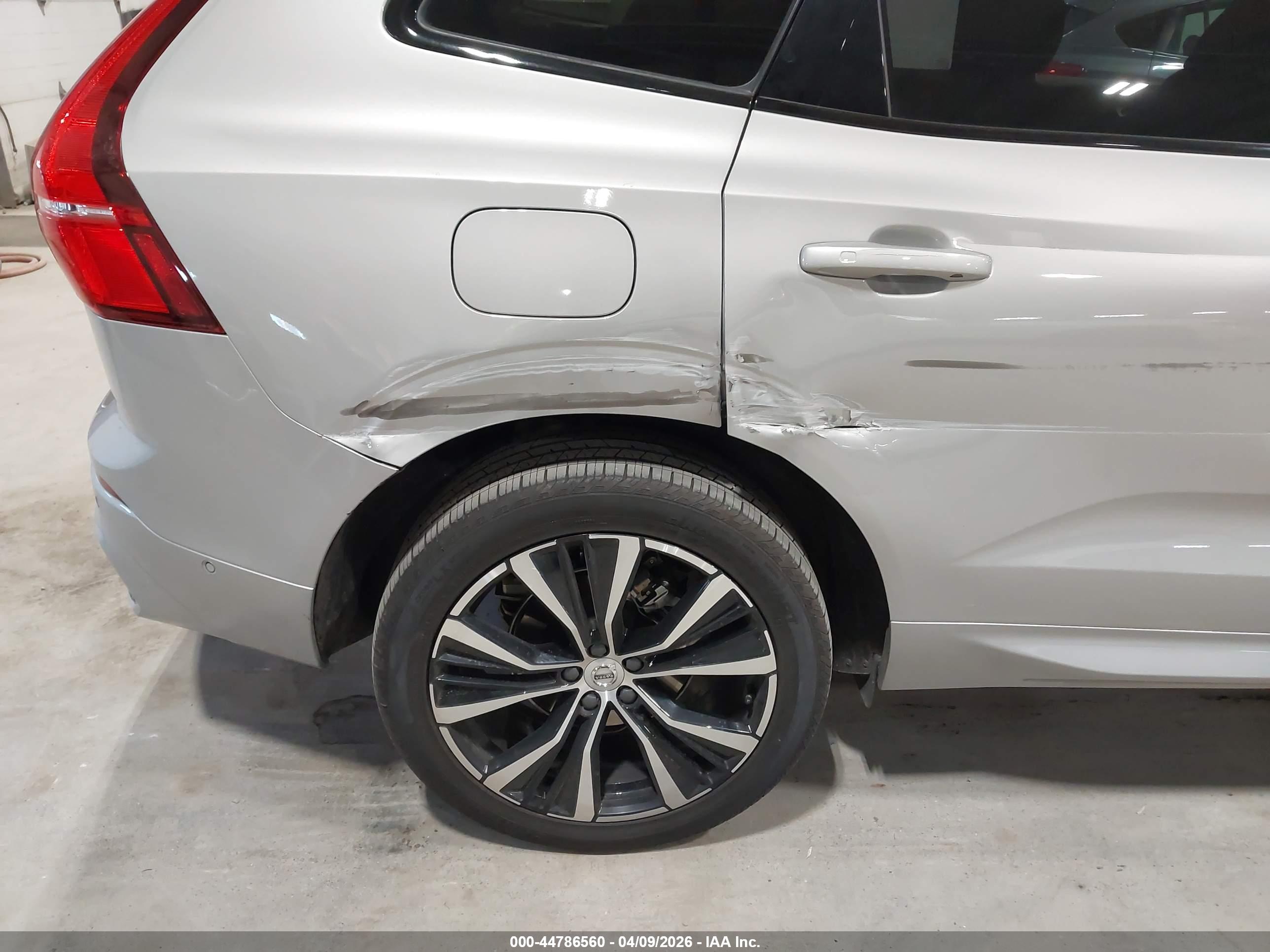 VOLVO XC60 image 6