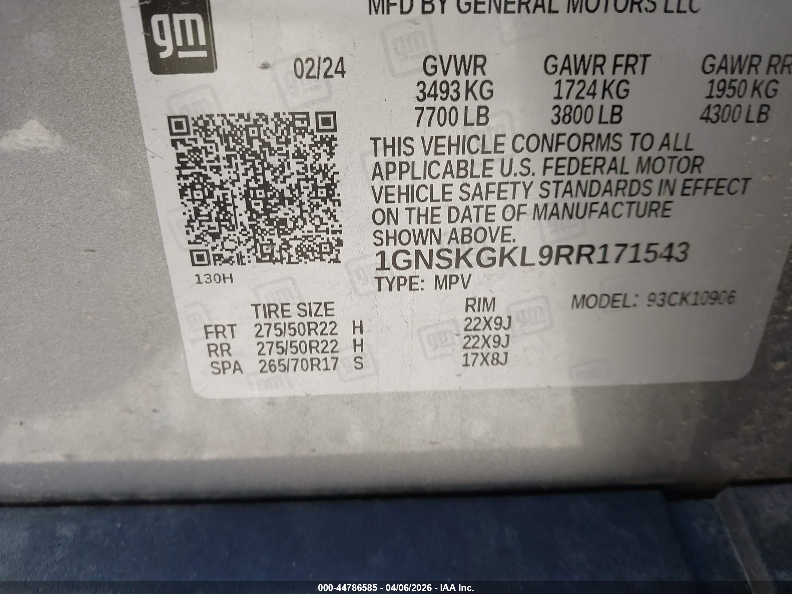 CHEVROLET SUBURBAN image 9