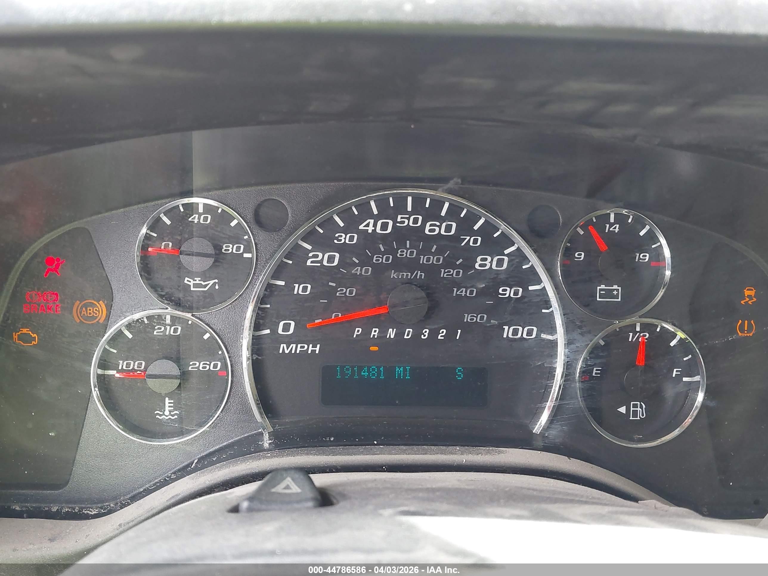 CHEVROLET EXPRESS image 7