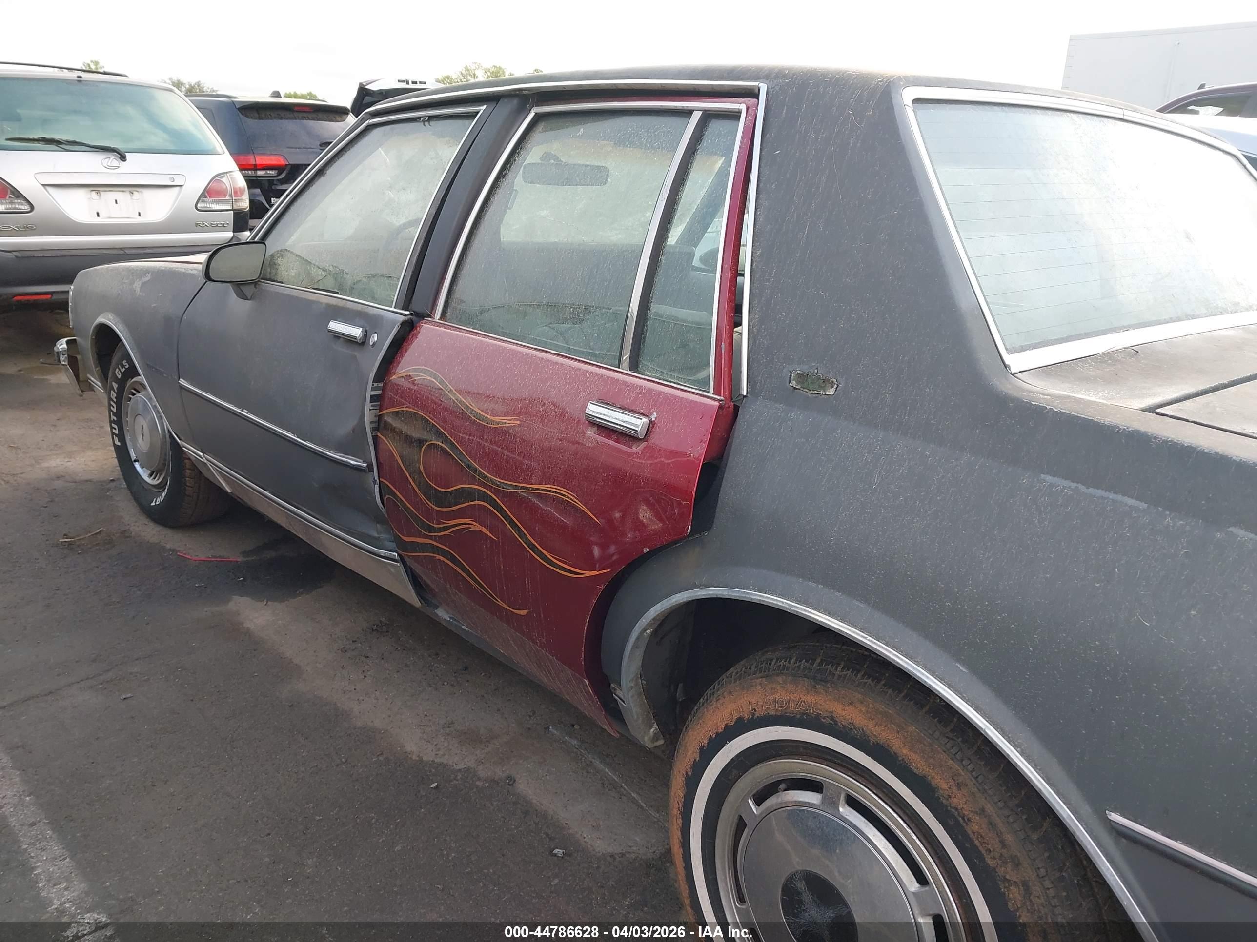 CHEVROLET CAPRICE image 6