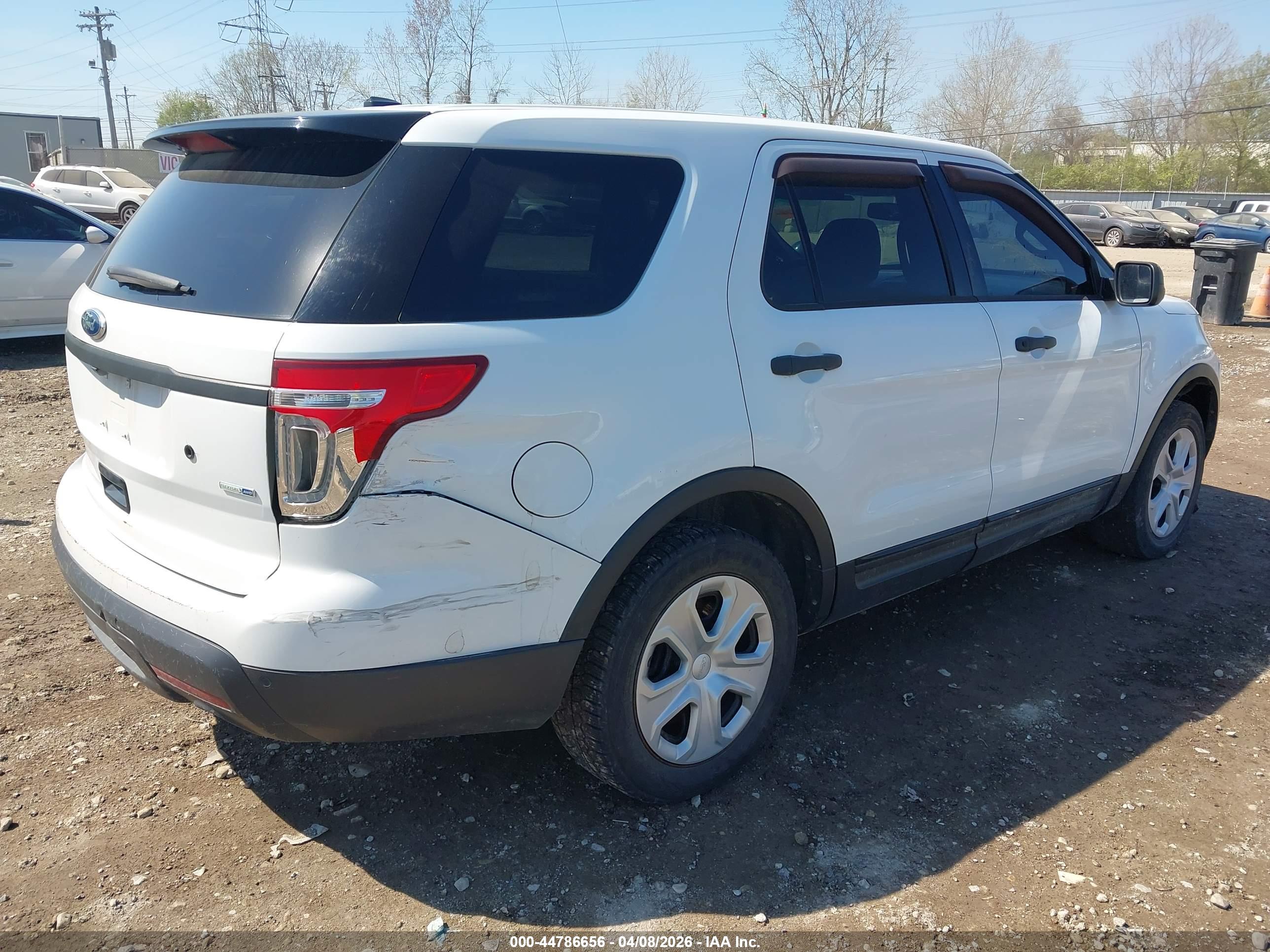 FORD UTILITY image 4