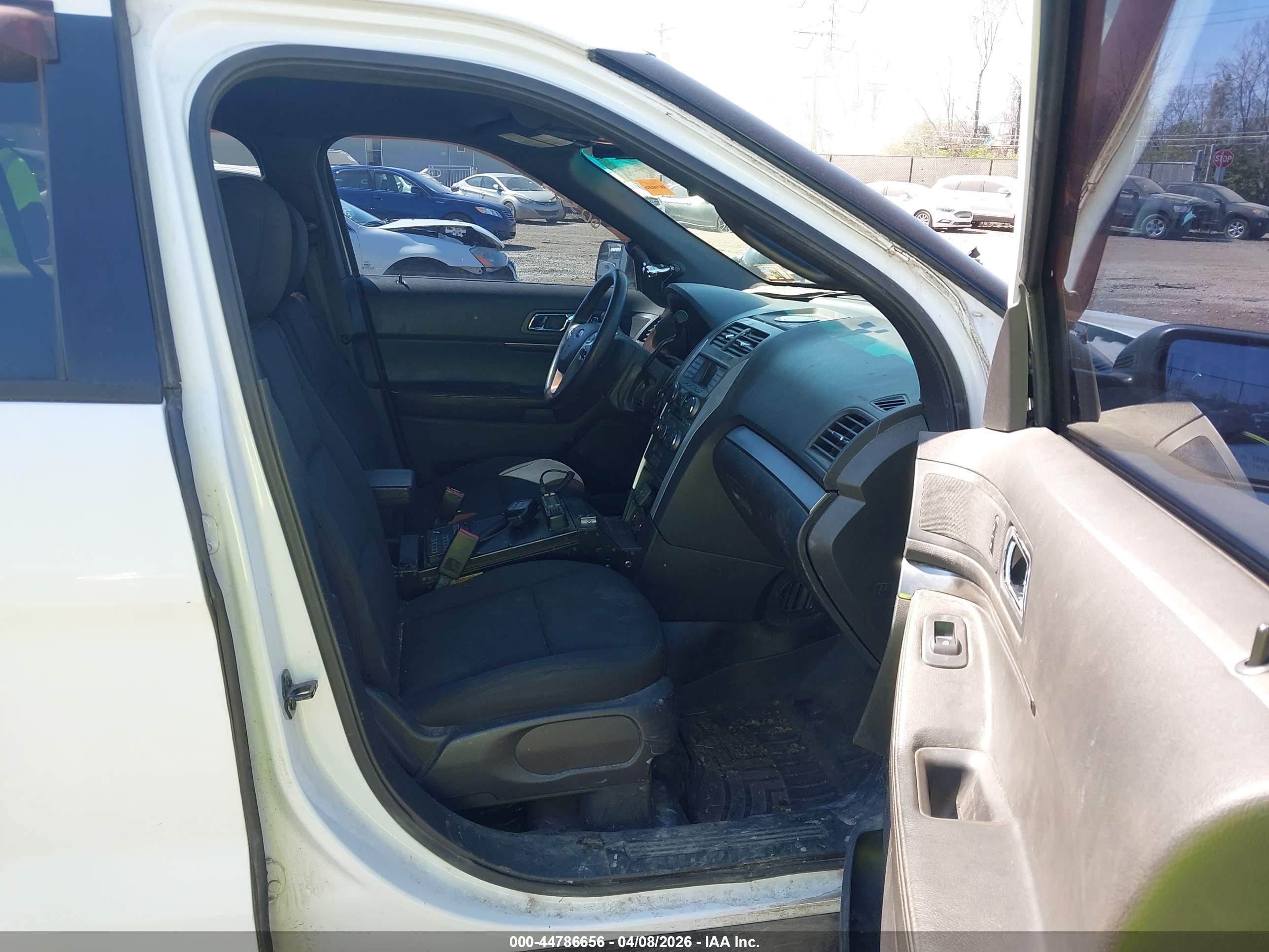 FORD UTILITY image 5