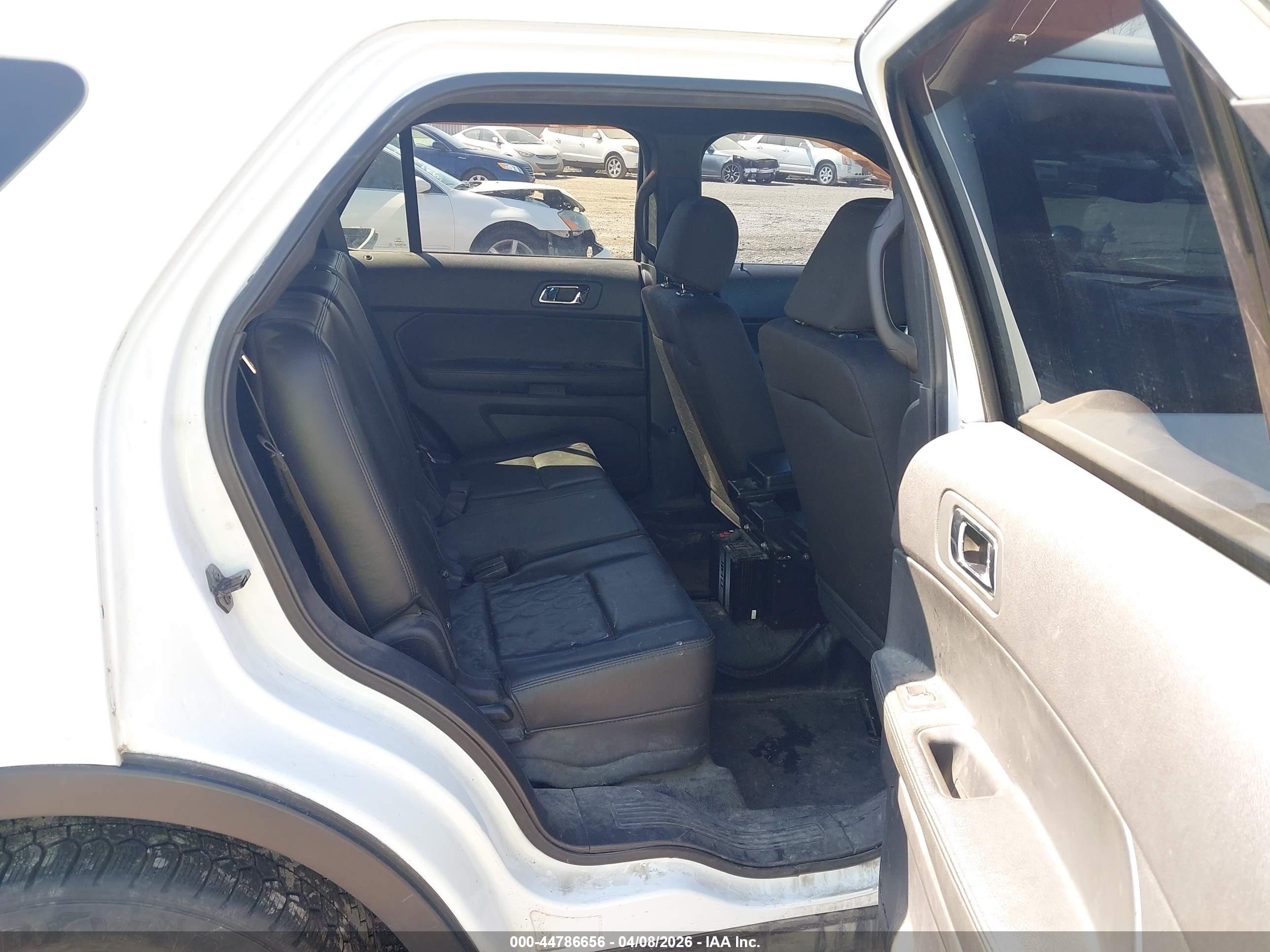 FORD UTILITY image 8
