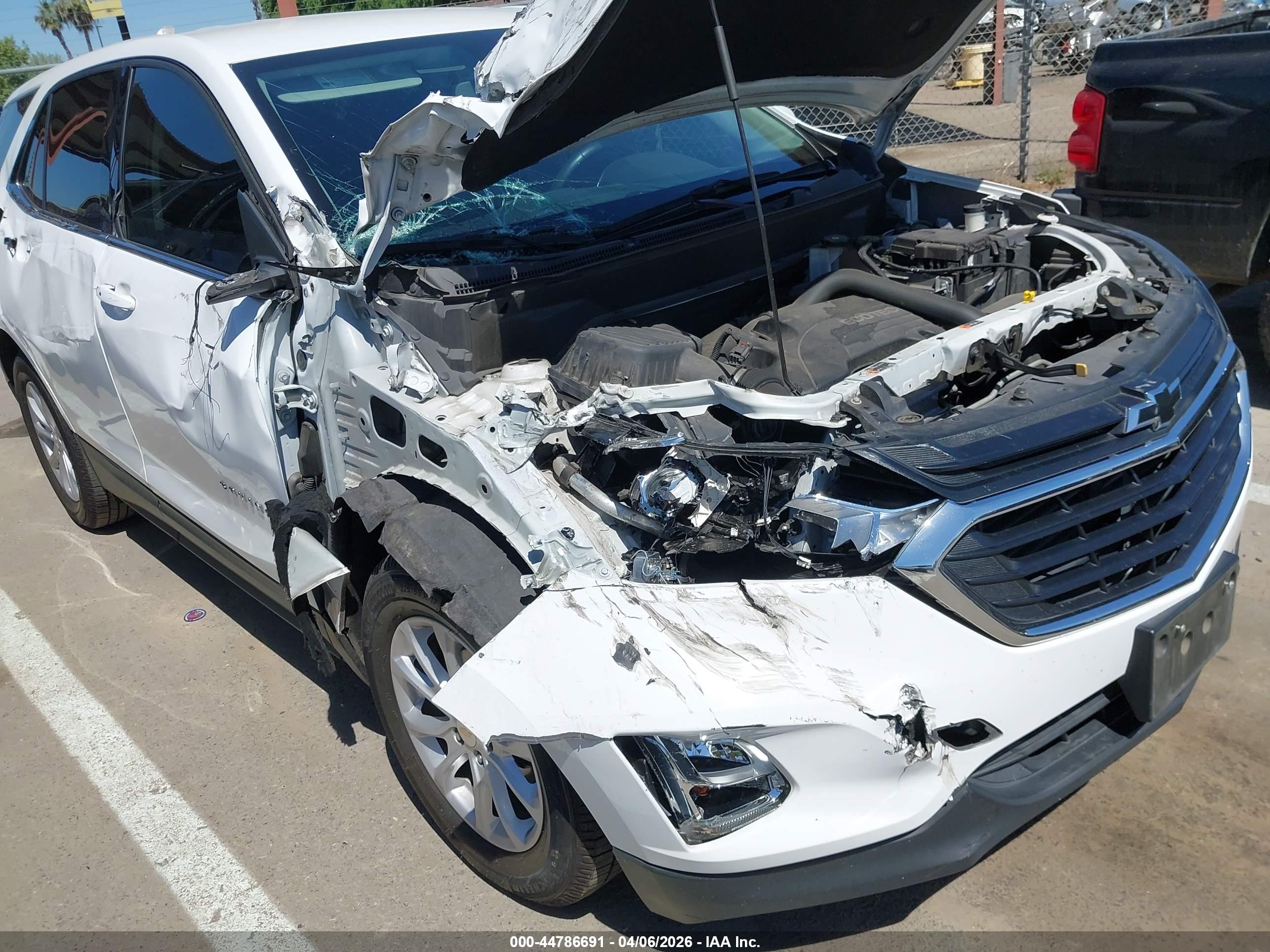 CHEVROLET EQUINOX image 6