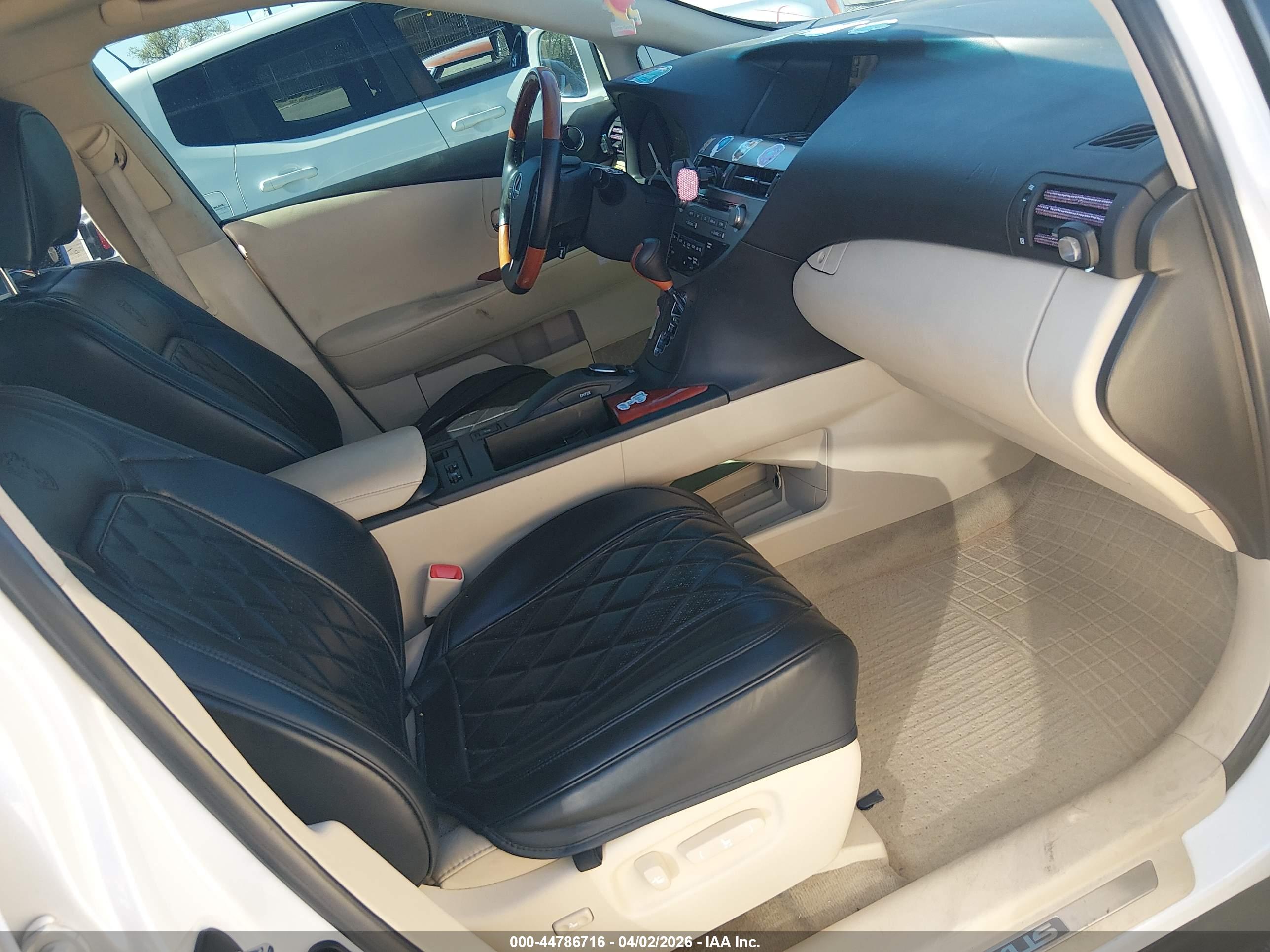 LEXUS RX image 5