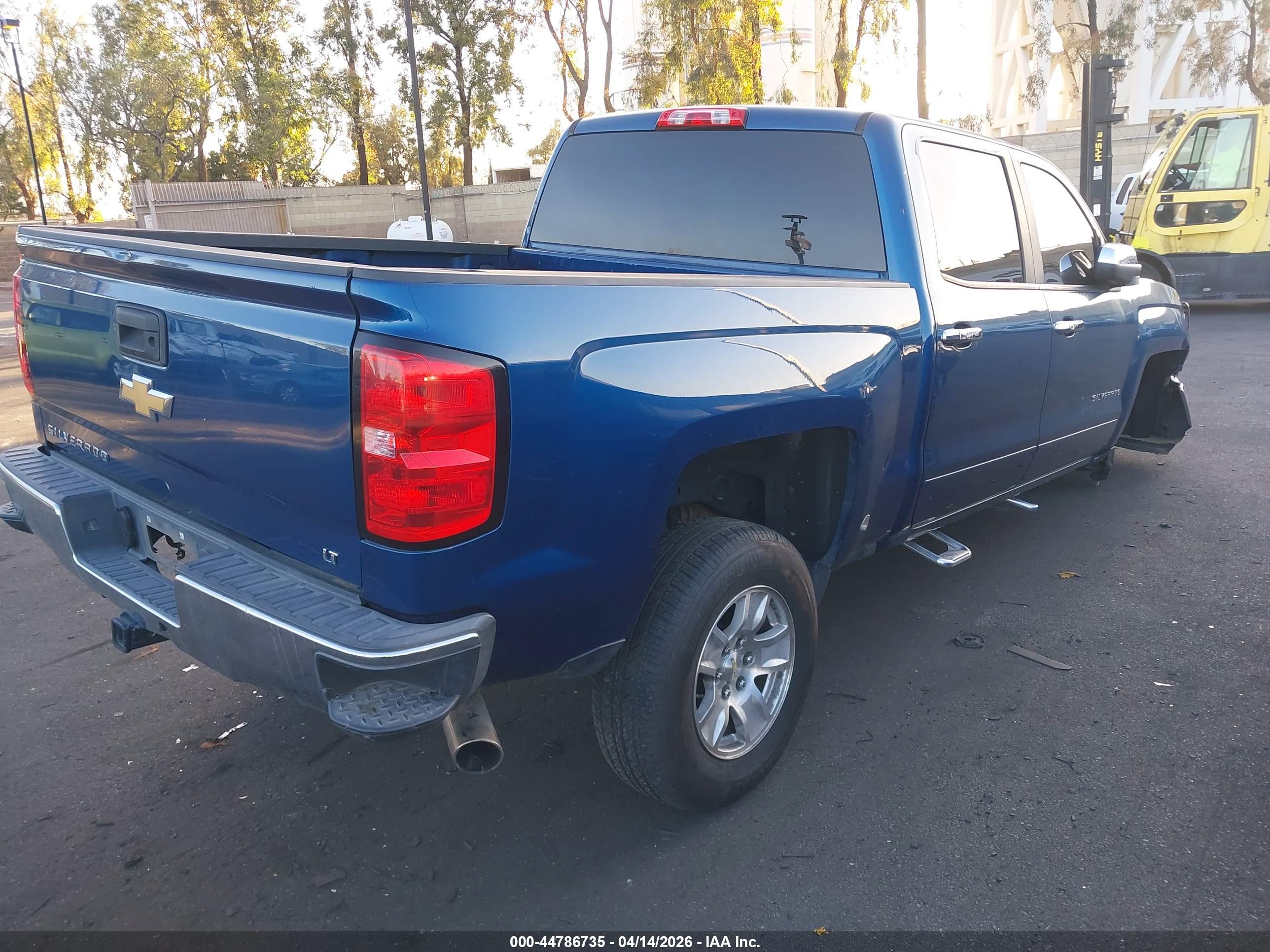 CHEVROLET SILVERADO image 4