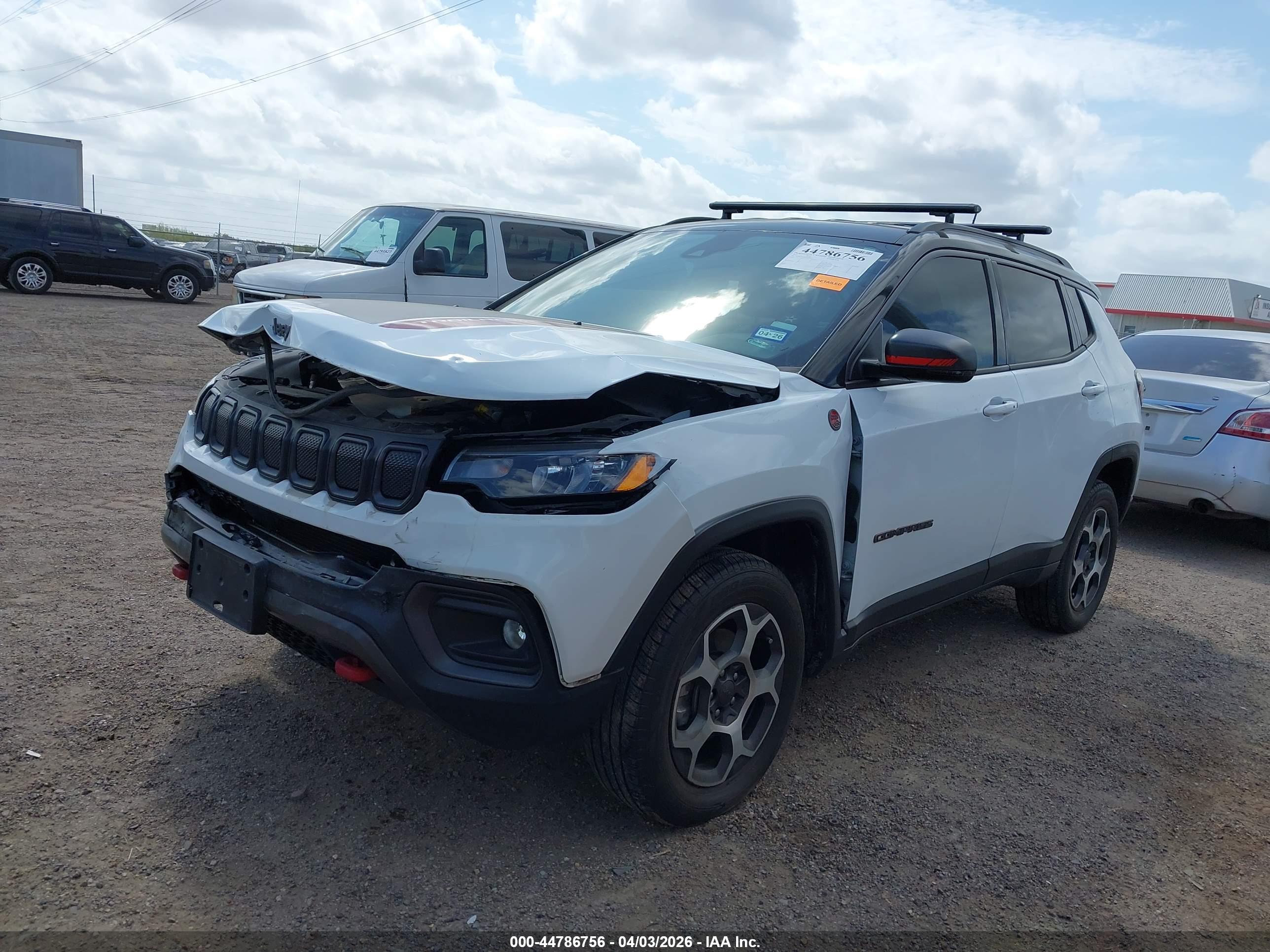 JEEP COMPASS image 2