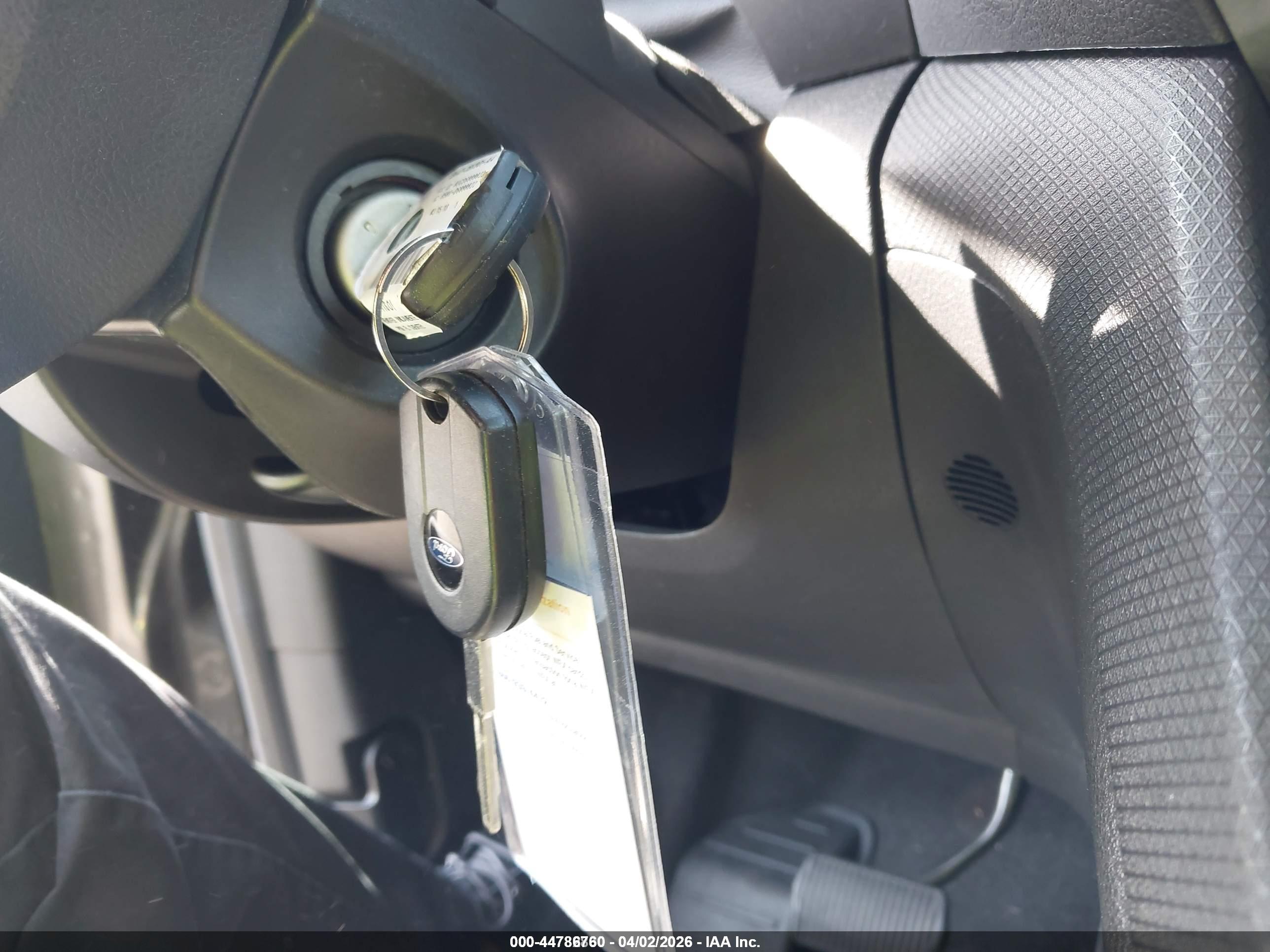 FORD TRANSIT image 11